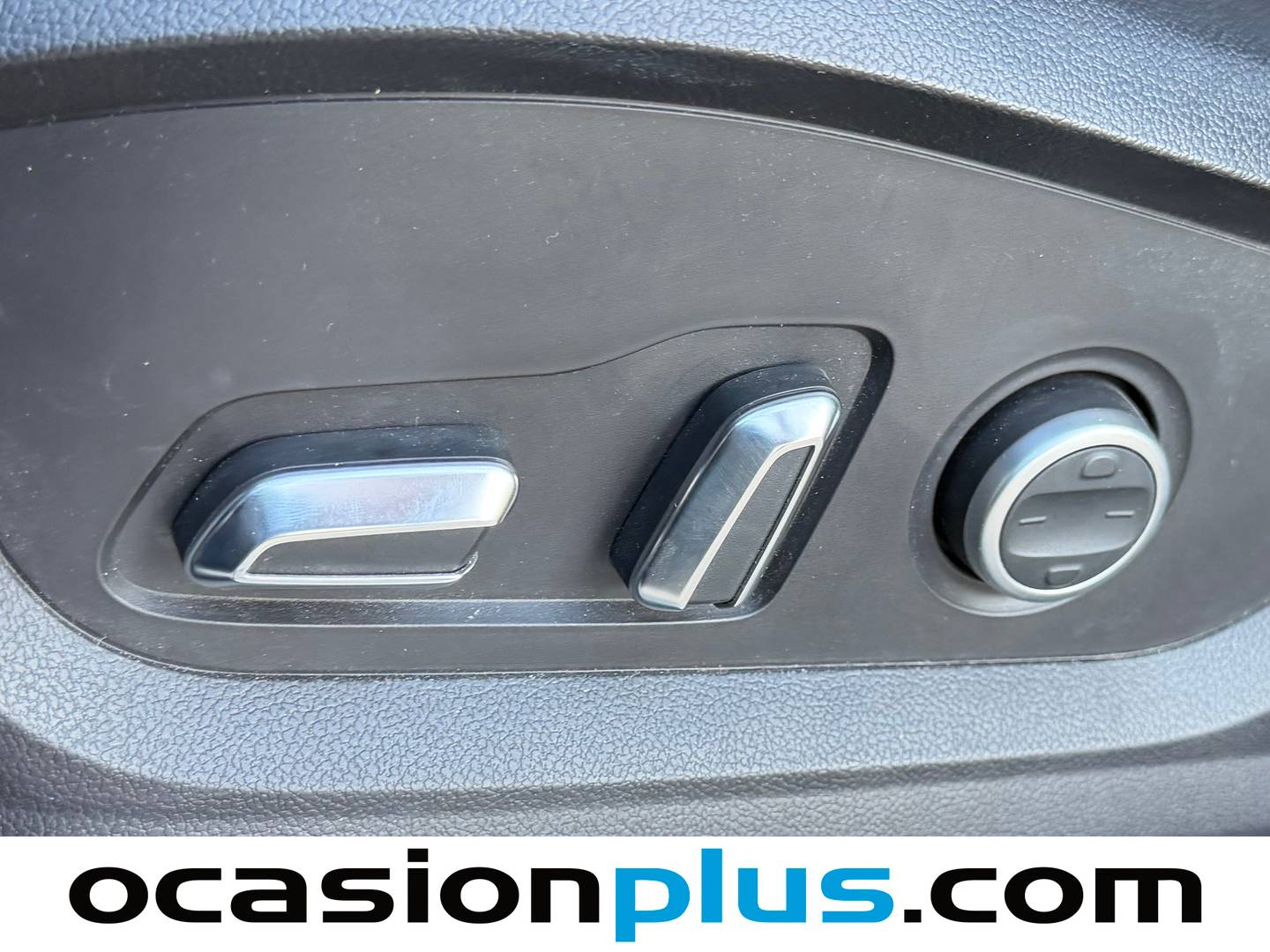 EBRO S800 EBRO S800 1.6 TGDI Luxury DCT (147 CV) 7 plazas al mejor precio
