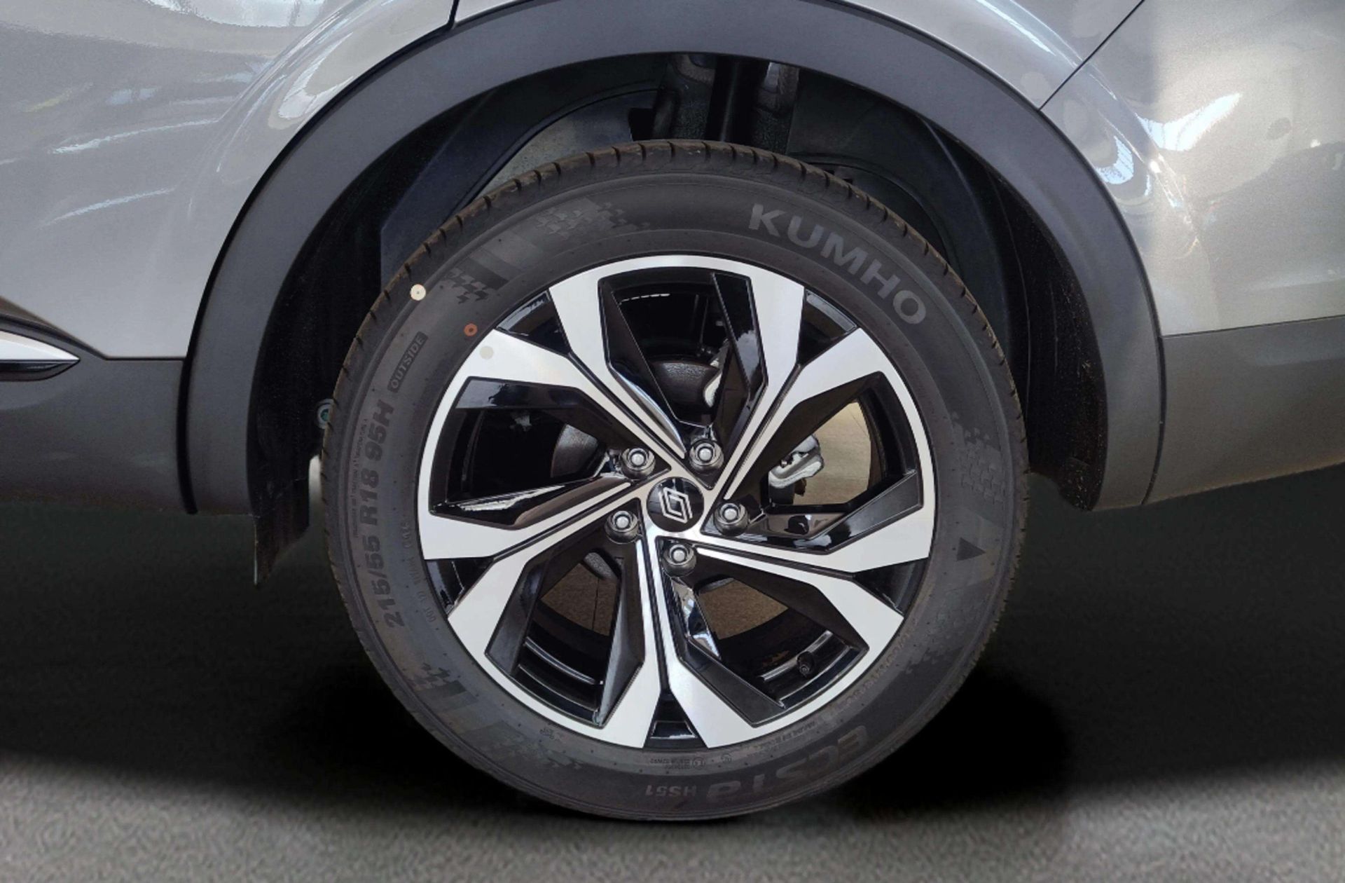 Renault Arkana Techno E-Tech full hybrid - foto 36