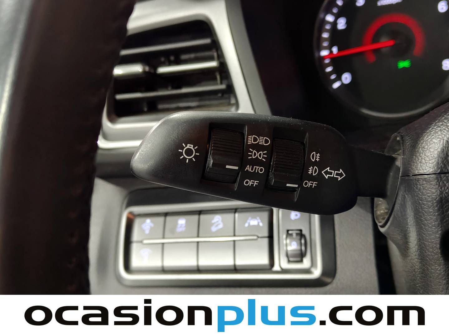 SsangYong Tivoli Ssangyong Tivoli G12T Urban Plus (128 CV) de segunda mano