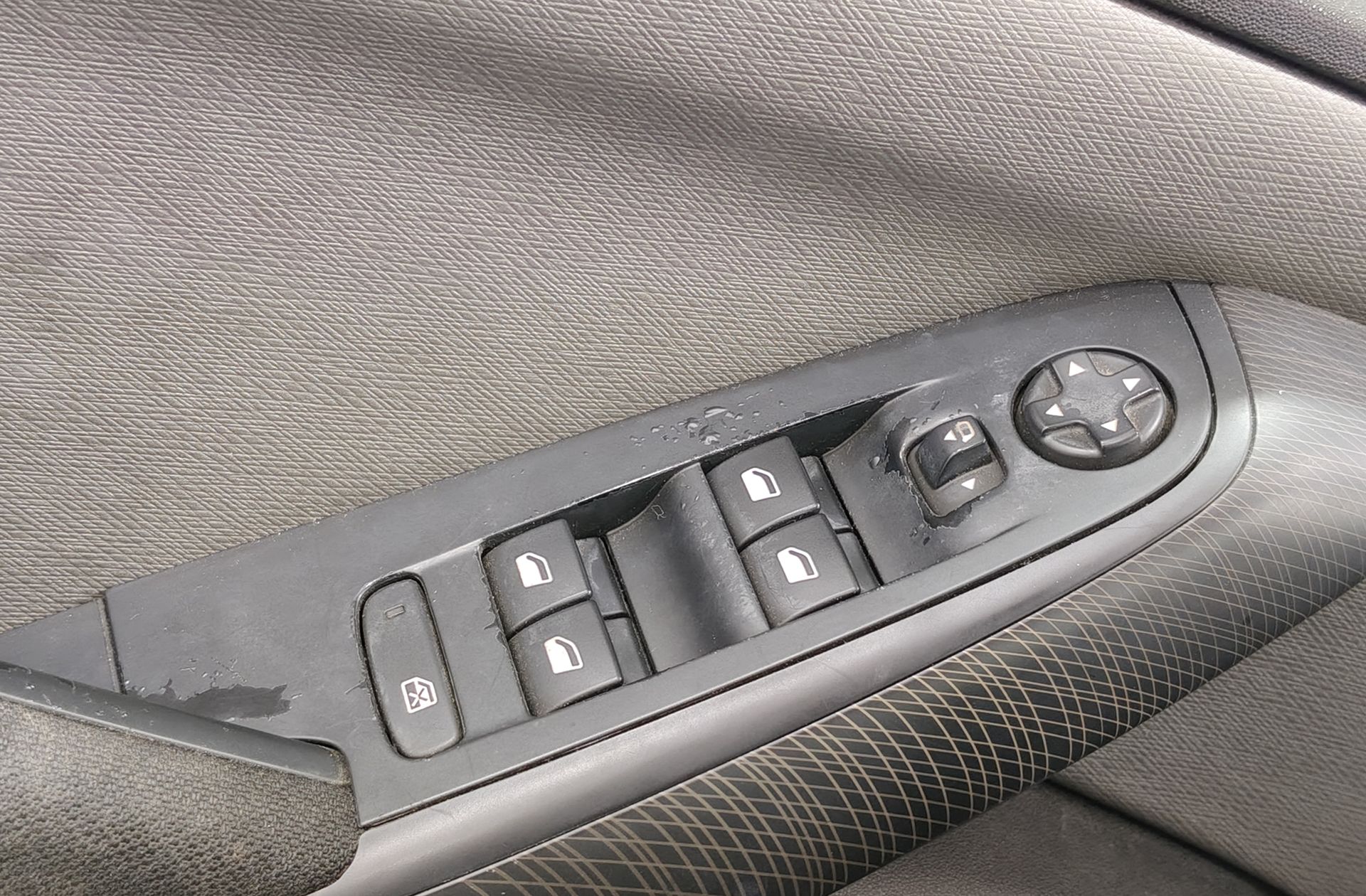 Citroën C4 Picasso 1.6 e-HDI Intensive - foto 34