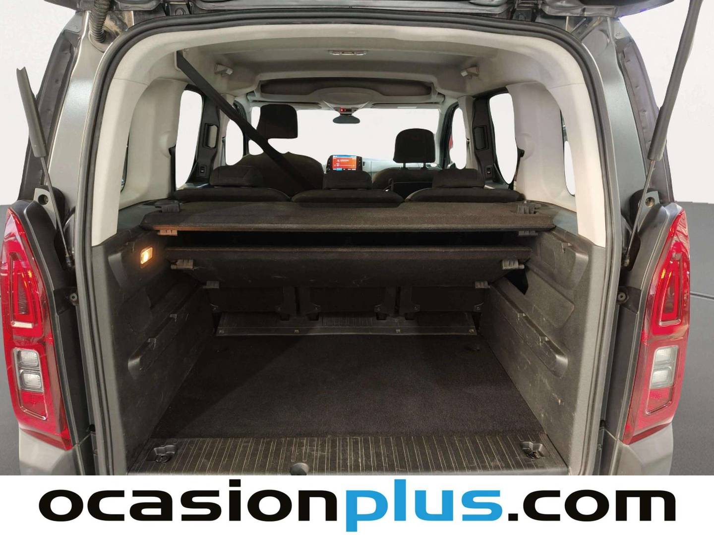 Foto asientos traseros Citroën Berlingo Citroën Berlingo BlueHDi 130 S&S Talla M Shine (130 CV)