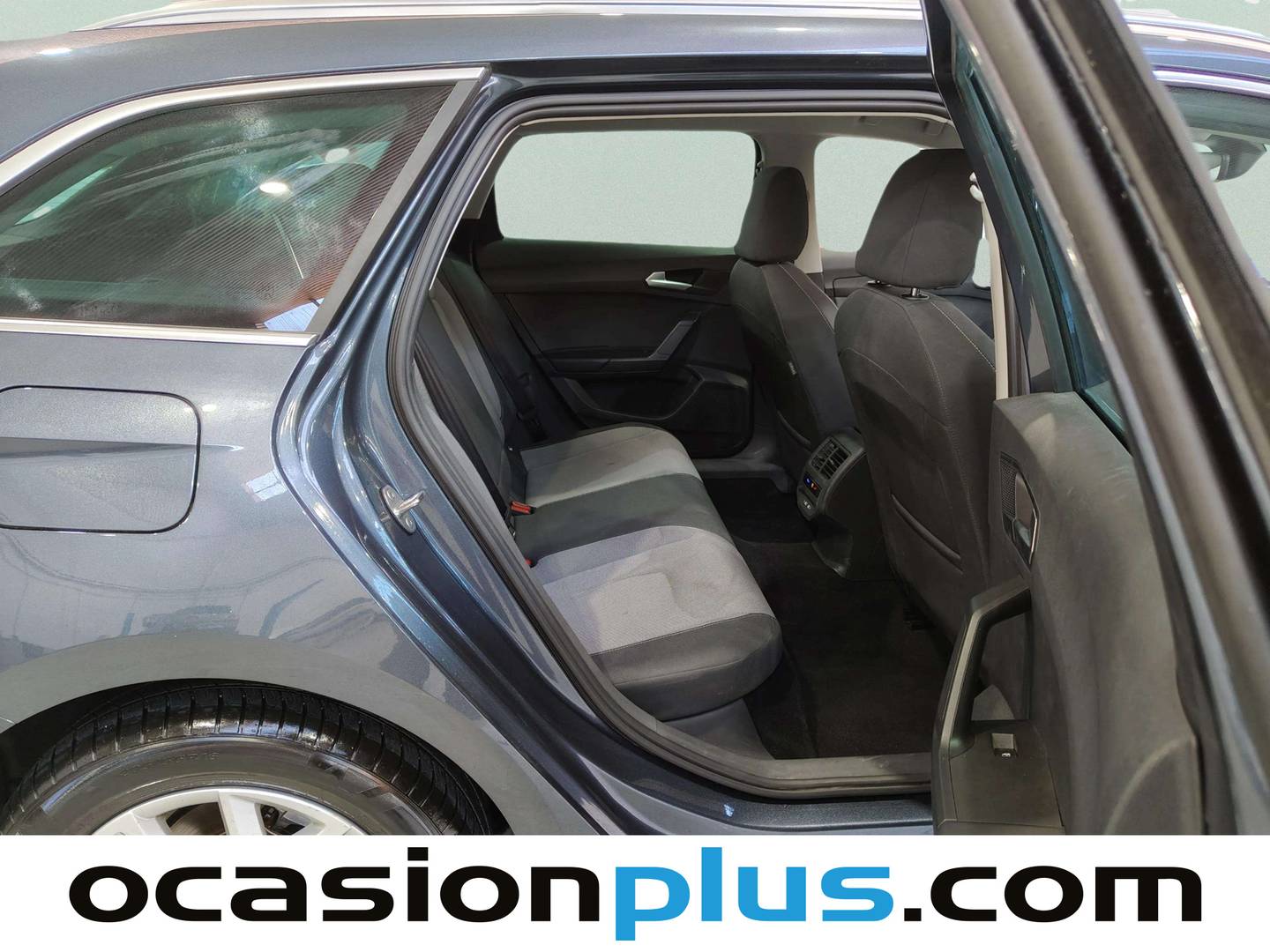 Foto Seat León SEAT León ST 1.5 eTSI Style 25 Aniversario  (116 CV)