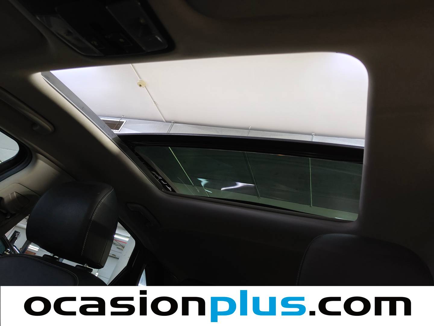 Extras y acabados del KIA Ceed KIA Ceed 1.4 T-GDi Launch Edition DCT (140 CV)