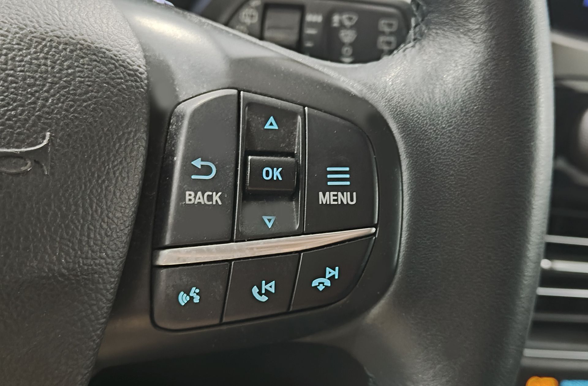Ford Kuga 1.5 EcoBlue Titanium - foto 24
