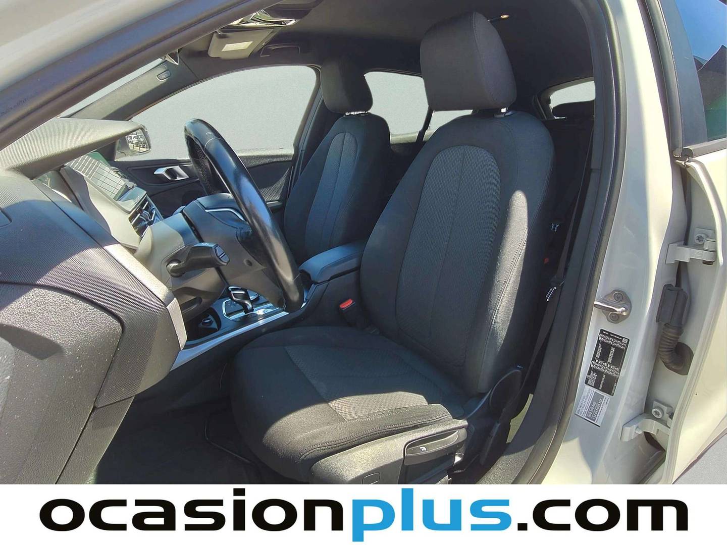 Foto asientos traseros BMW Serie 1 BMW Serie 1 118d Business (150 CV)