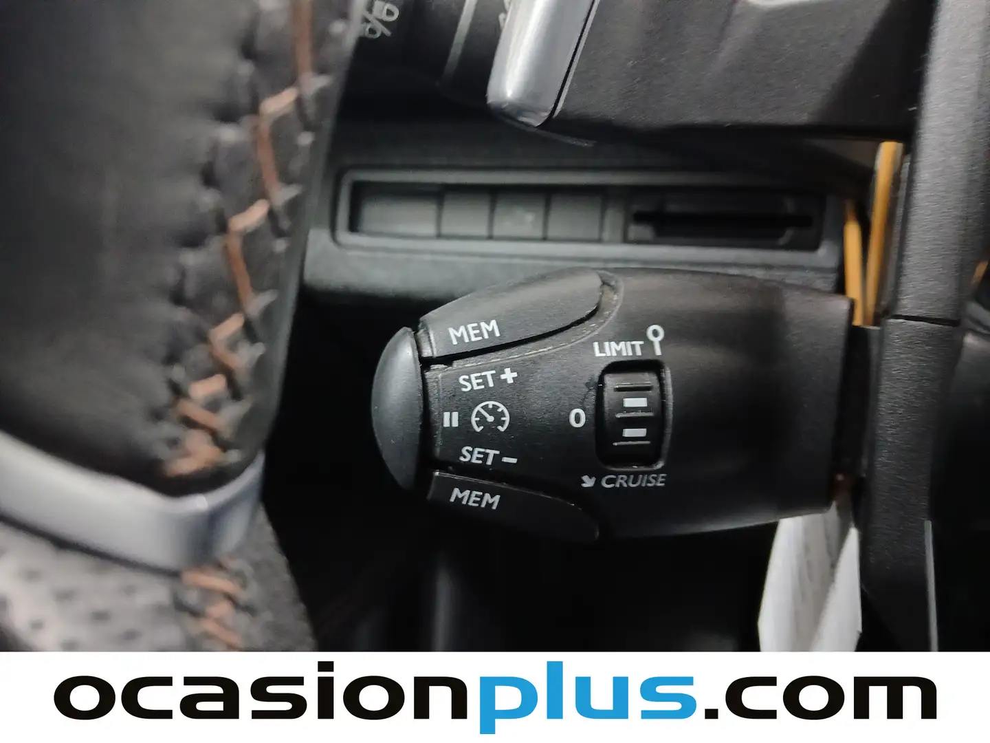 Foto Peugeot 3008 Peugeot 3008 PureTech 130 S&S GT Line EAT8 (130 CV)