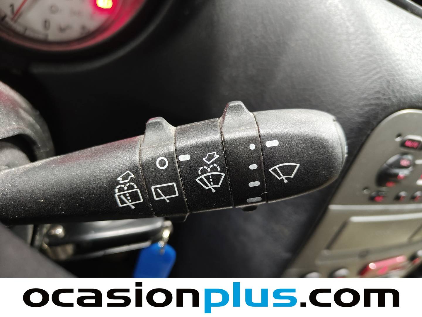 Acabados Alfa Romeo 147 Alfa Romeo 147 1.6 TS Distinctive (105 CV)