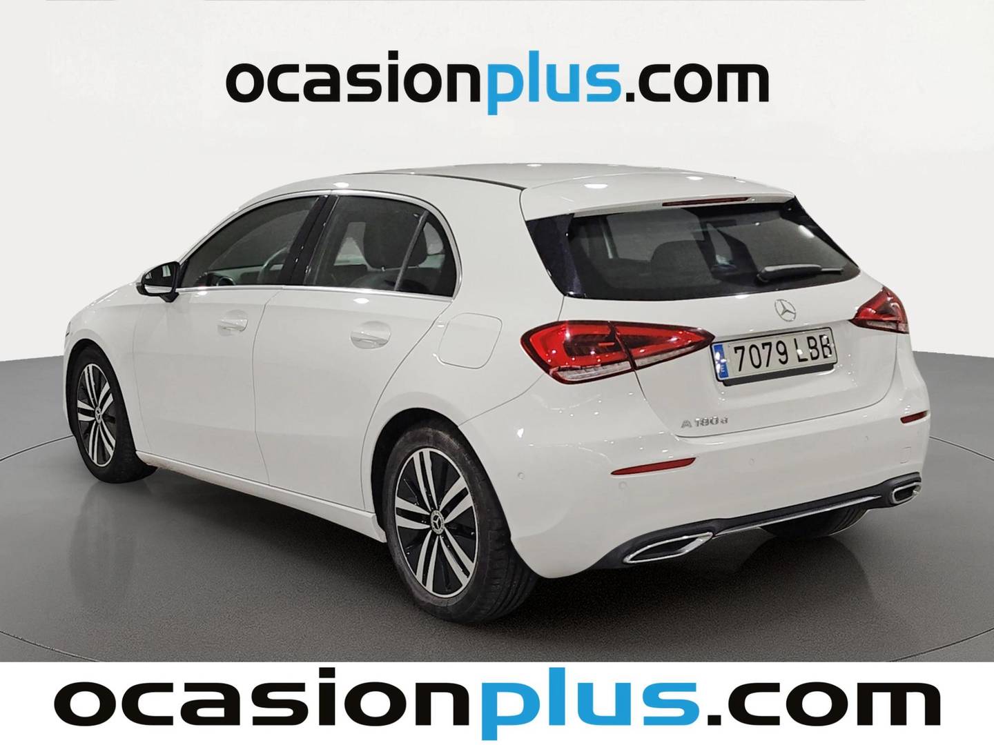 Foto trasera Mercedes Clase A Mercedes Clase A 180 d (116 CV) izquierda