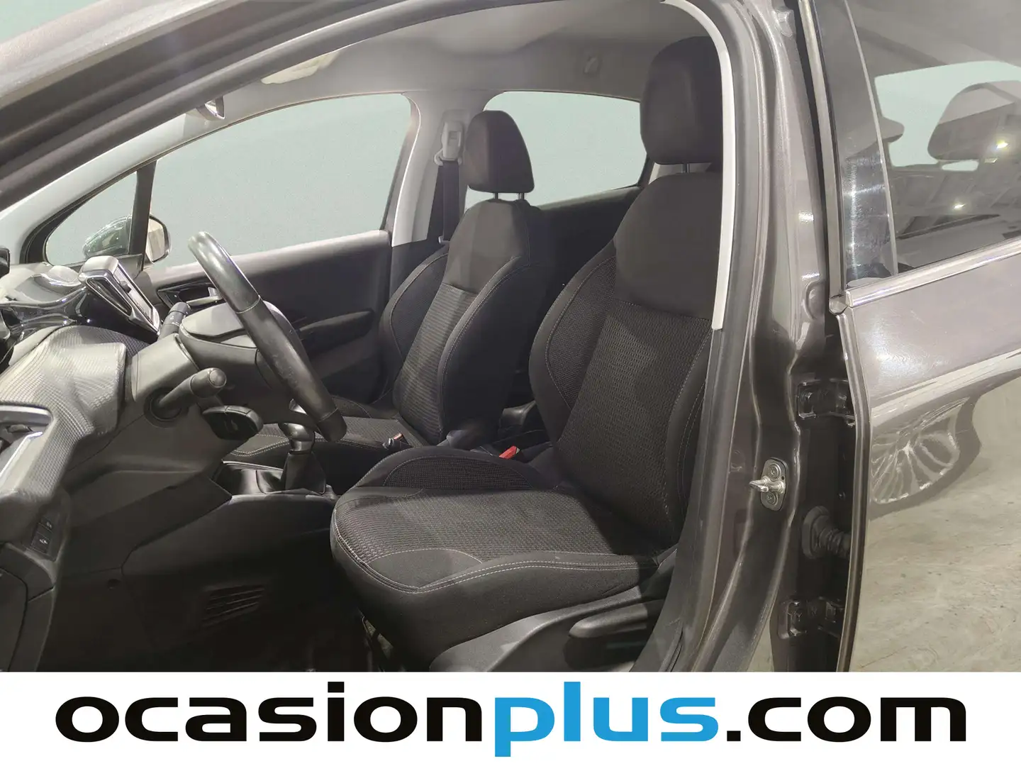 Foto Peugeot 208 Peugeot 208 PureTech 82 S&S Tech Edition (82 CV)