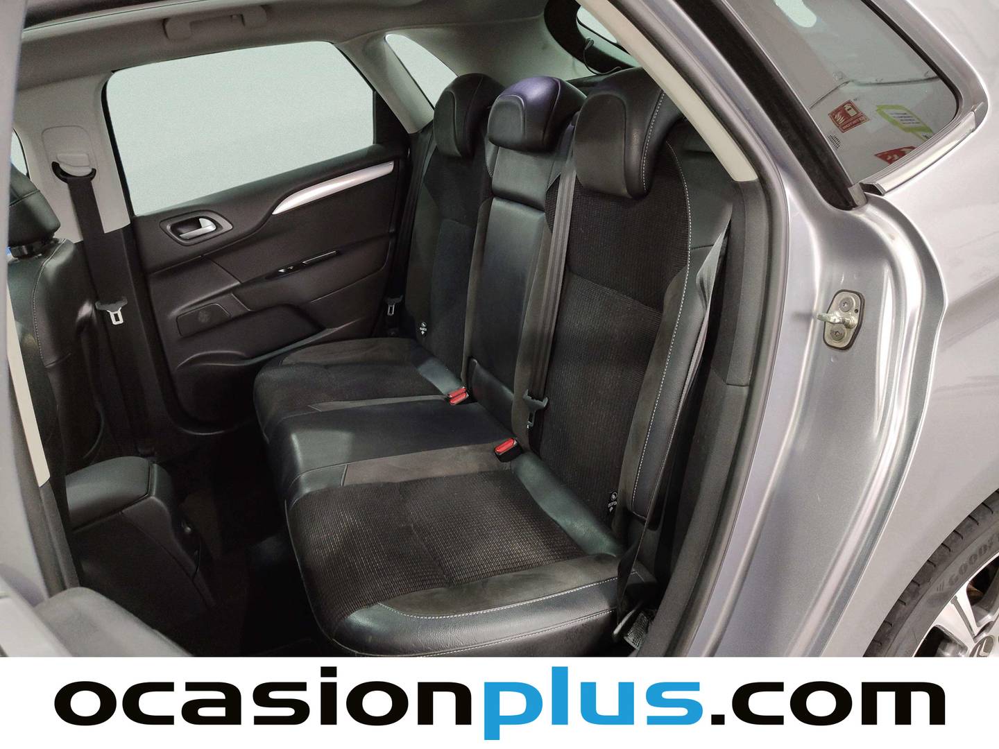 Foto asientos traseros Citroën C4 Citroën C4 BlueHDi 120 S&S Feel Edition (120 CV)