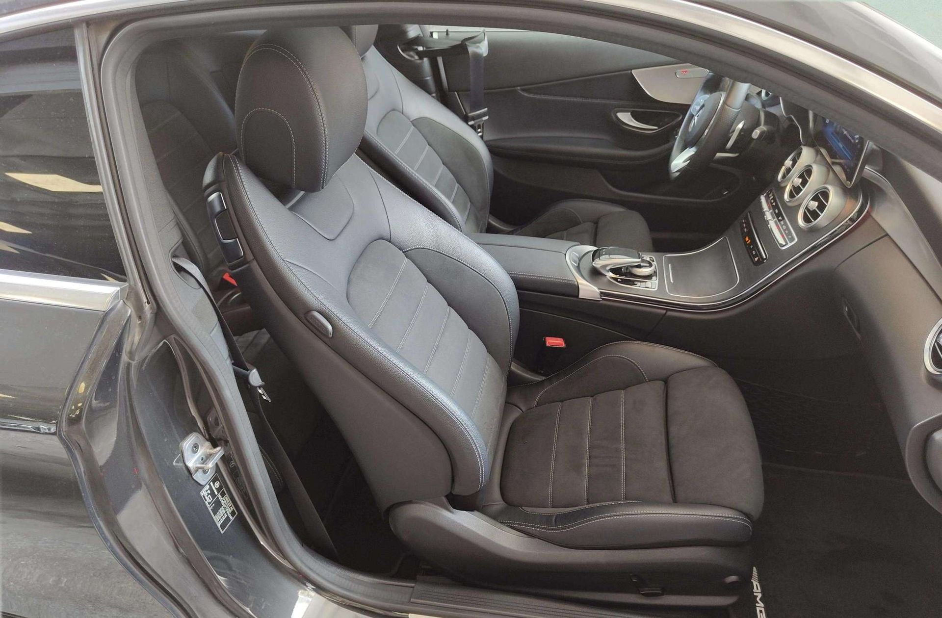Mercedes-Benz Clase C 200 Coupe Pack AMG - foto 22