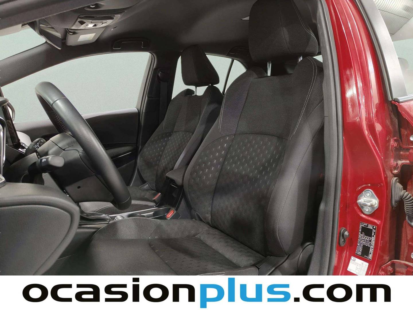 Foto asientos delanteros Toyota Corolla Toyota Corolla 140H Active Plus (140 CV)