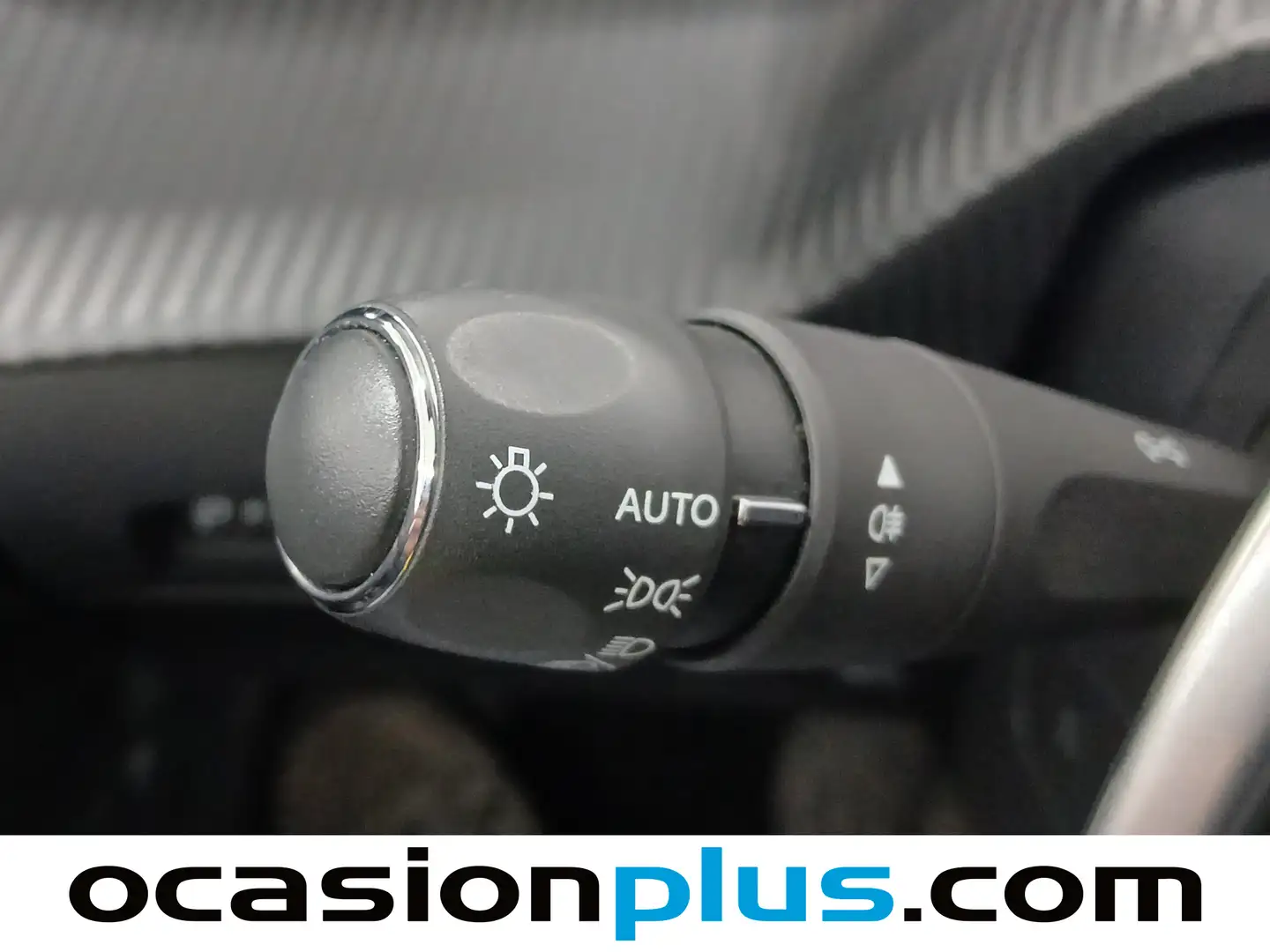 Foto Peugeot 208 Peugeot 208 PureTech 100 Allure Pack EAT8 (100 CV)