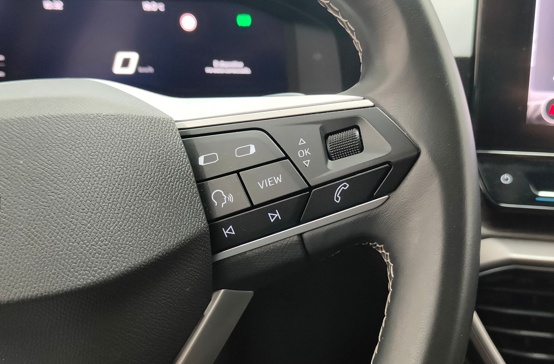 SEAT León ST 1.4 e-Hybrid Xcellence Go L DSG - foto 27