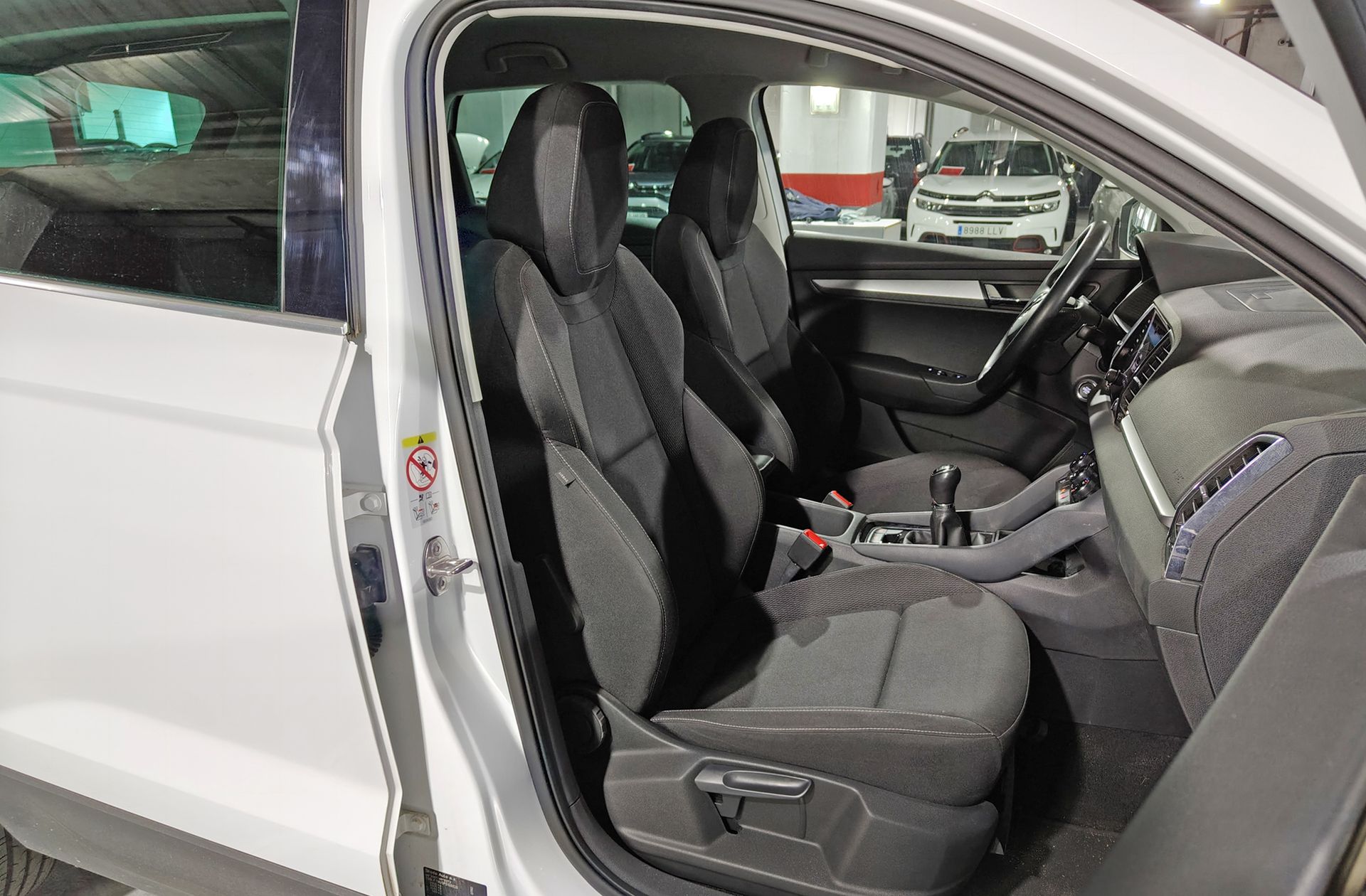 Škoda Karoq 2.0 TDI Selection - foto 15