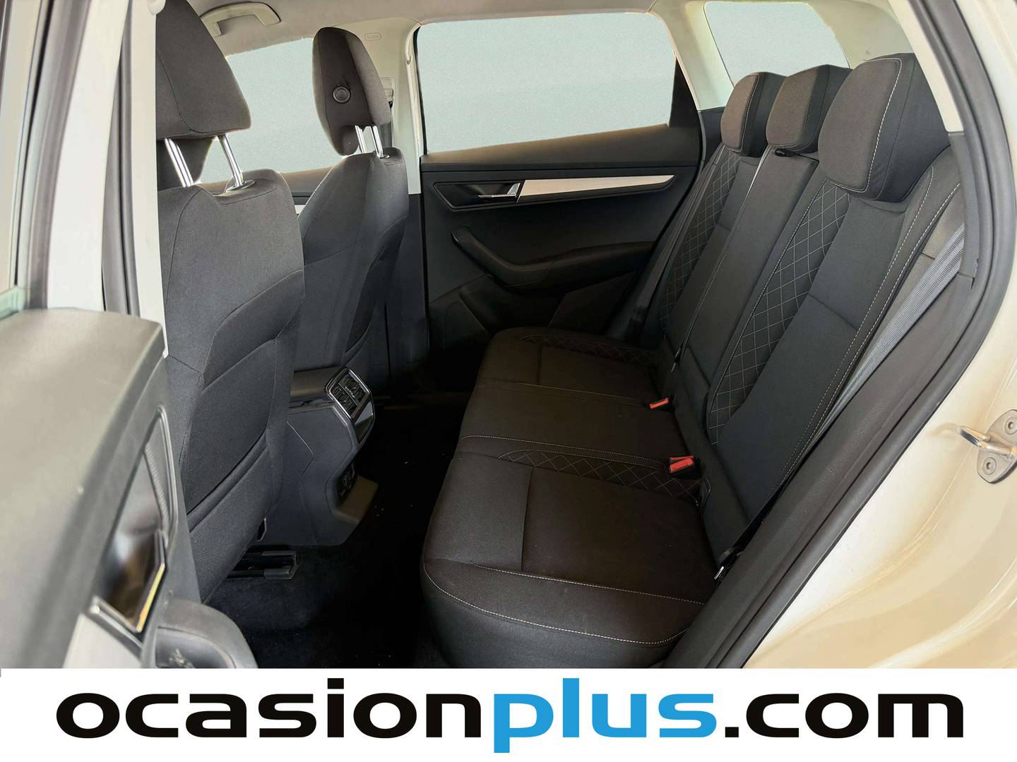 Foto asientos traseros Skoda Karoq Skoda Karoq 1.5 TSI ACT Ambition (150 CV)