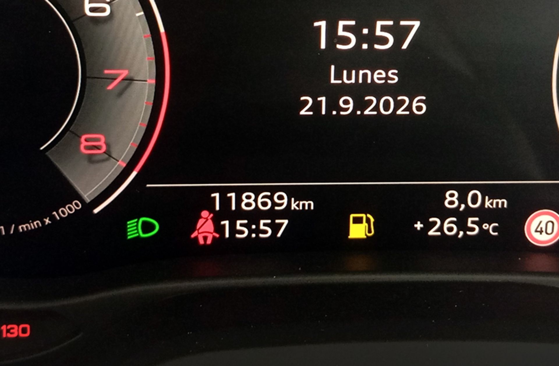Audi Q2 Advanced 30 TFSI - foto 9