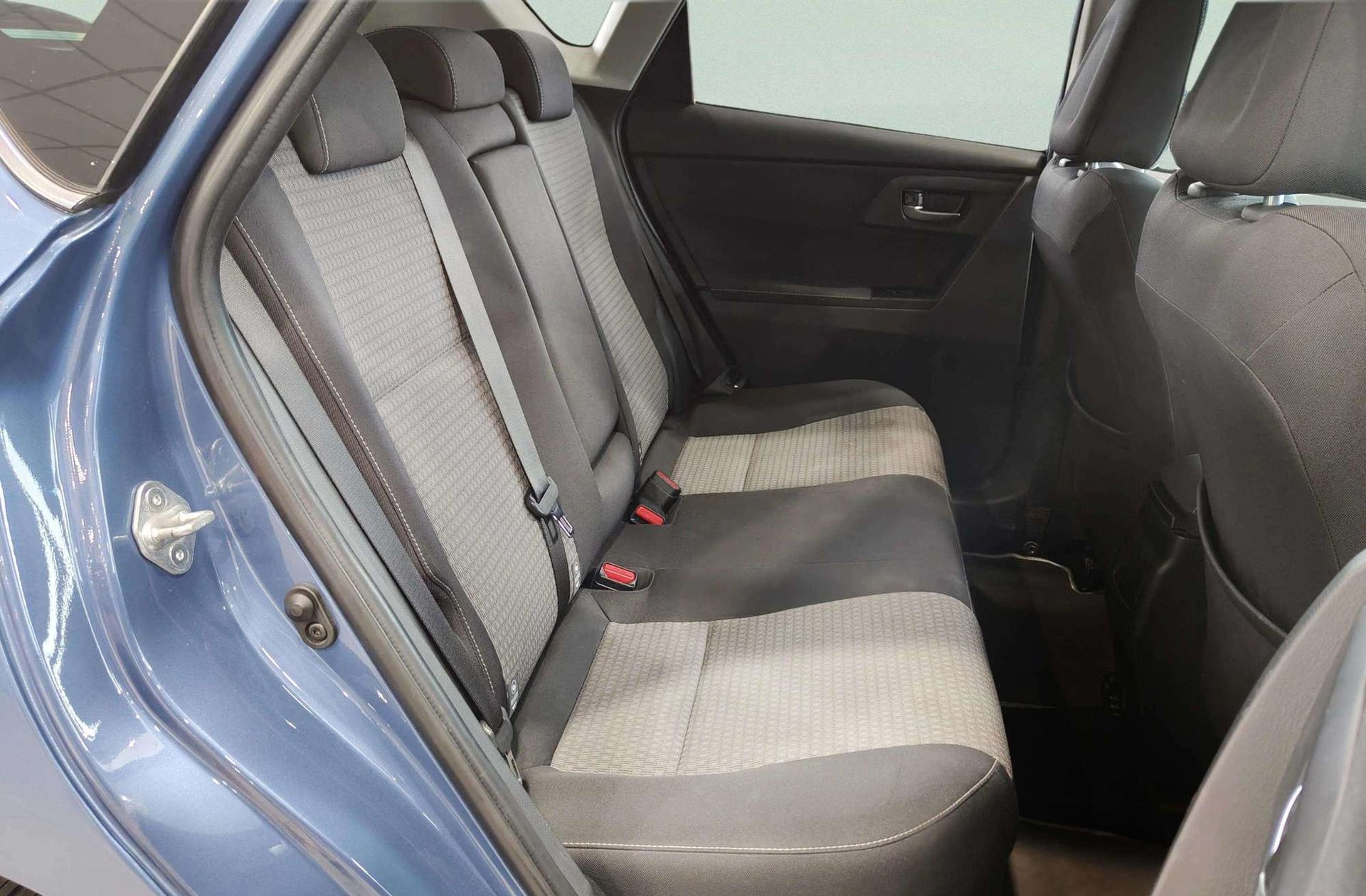 Toyota Auris 140H Hybrid Feel! Edition - foto 18