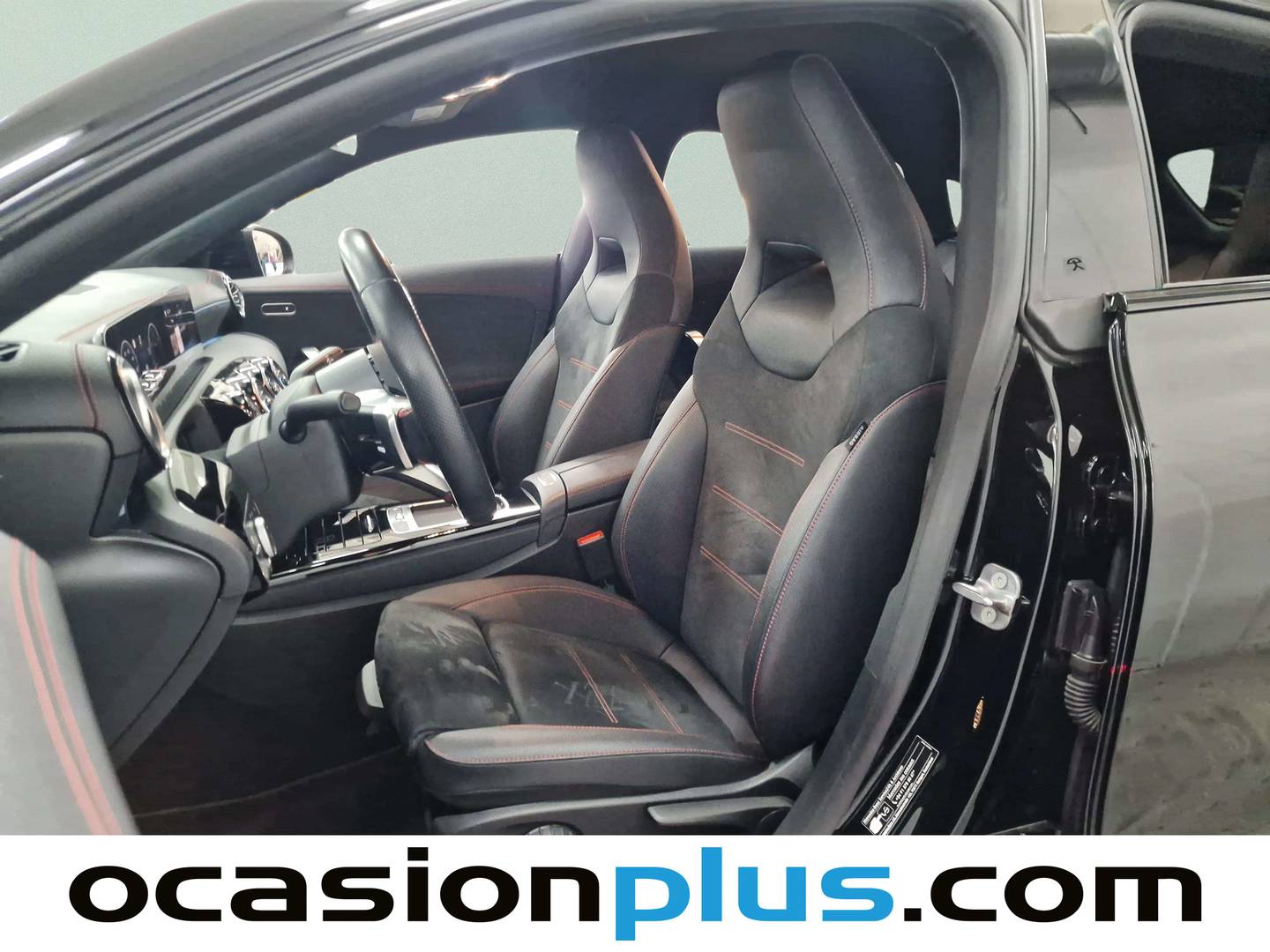 Foto asientos delanteros Mercedes CLA Mercedes-Benz CLA Shooting Brake Shooting Brake CLA 200 d (150 CV)