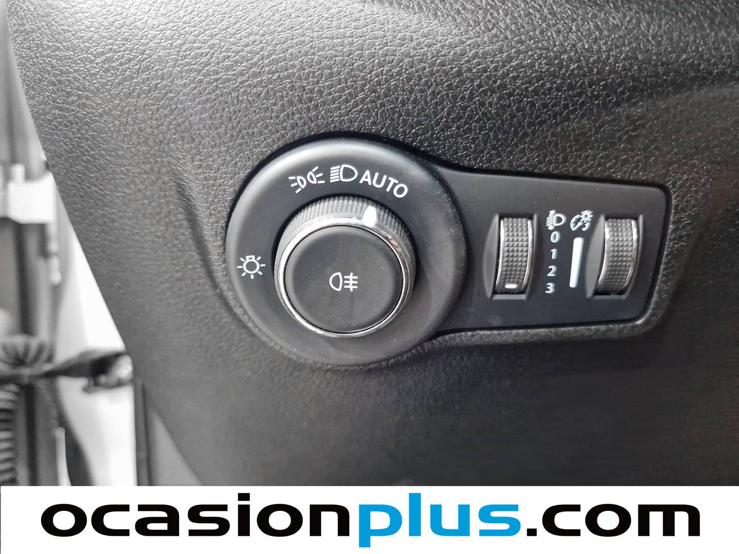 Foto Jeep Compass Jeep Compass 1.3 Gse Night Eagle FWD MT (130 CV)