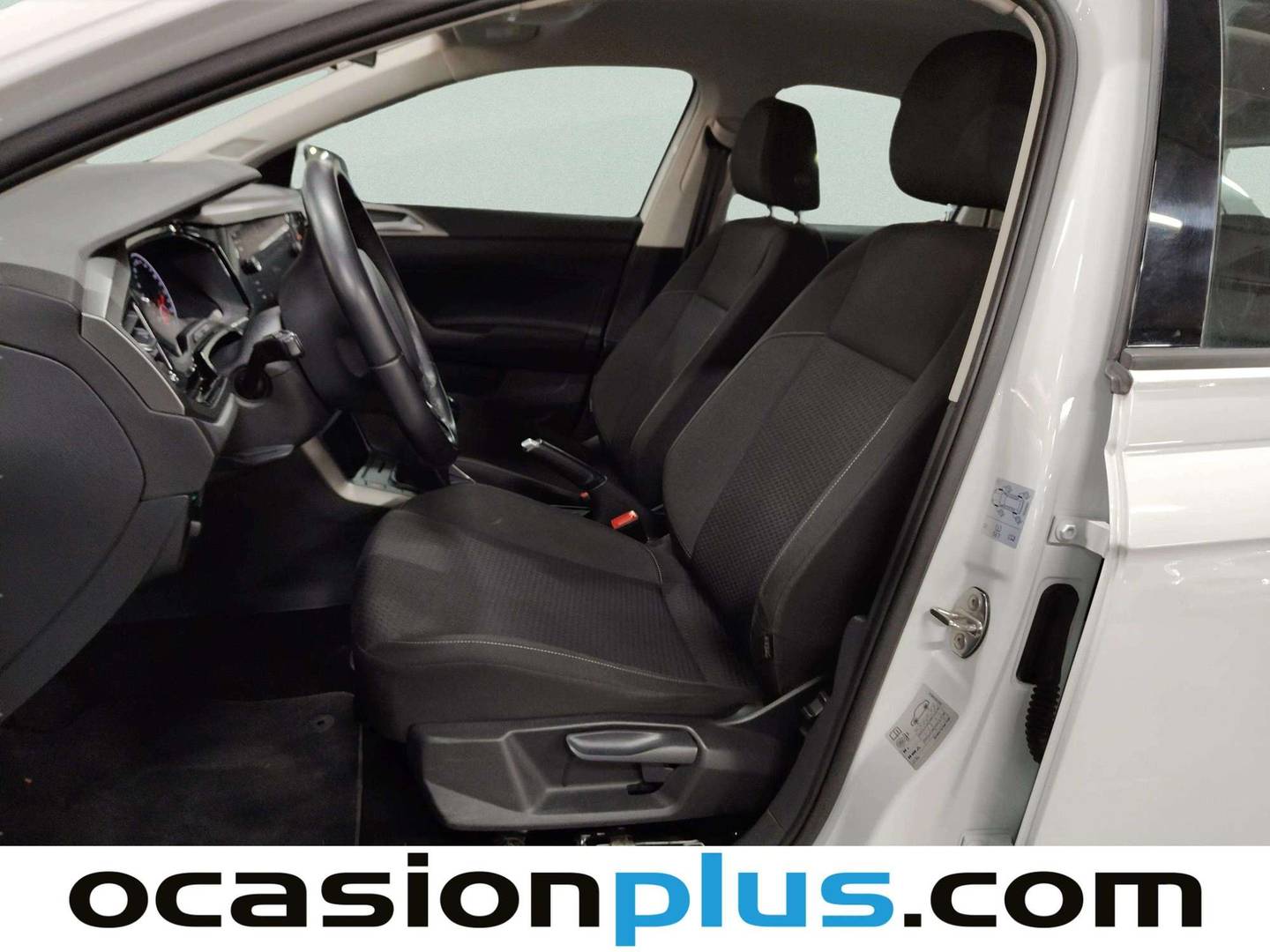 Foto asientos delanteros Volkswagen Polo Volkswagen Polo Advance 1.0 TSI (95 CV)