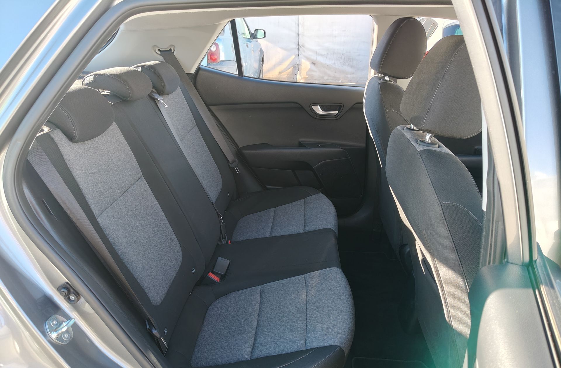 Kia Stonic 1.2 DPi Concept - foto 15