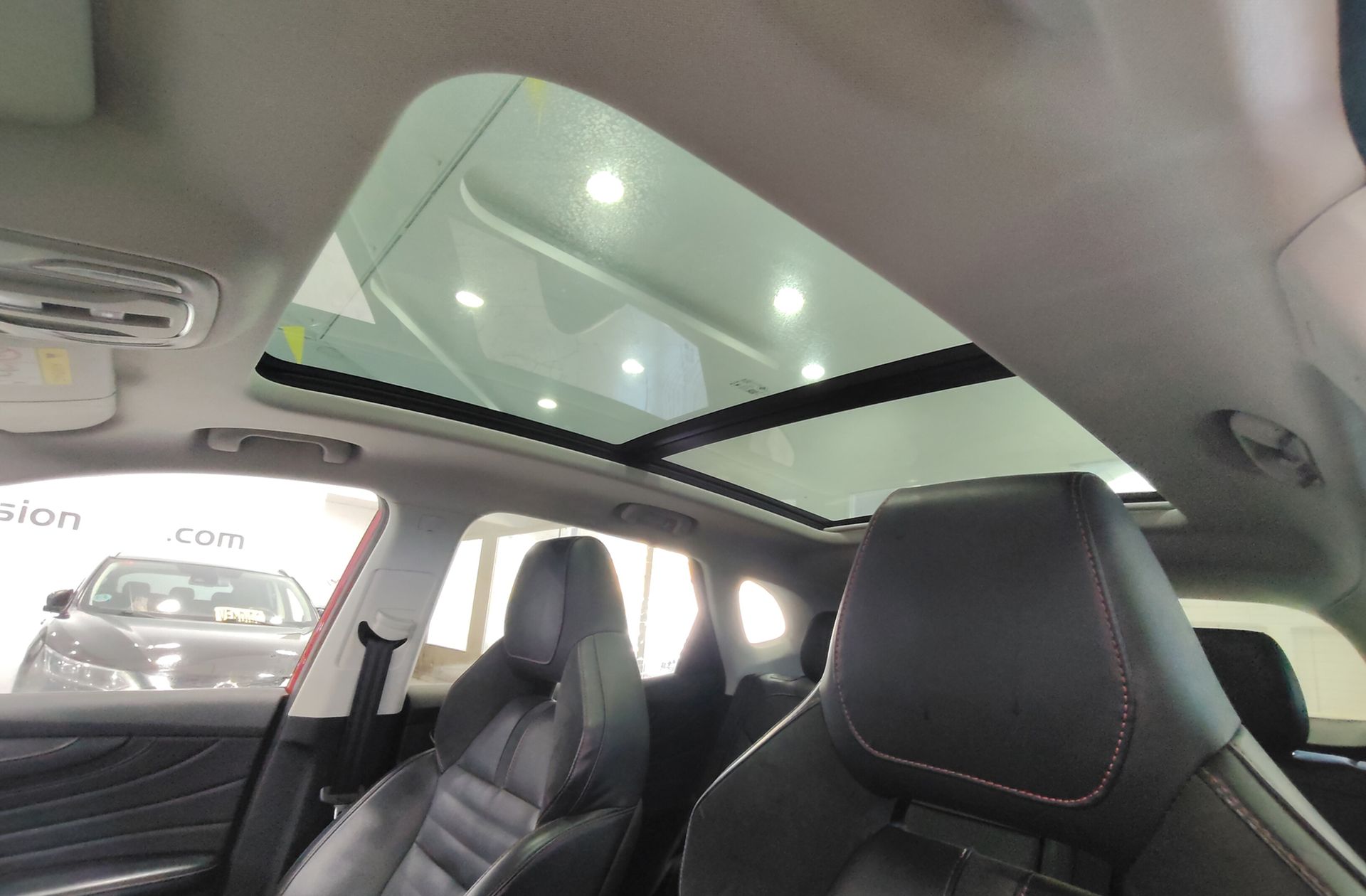 MG EHS 1.5 T-GDi PHEV Luxury - foto 6