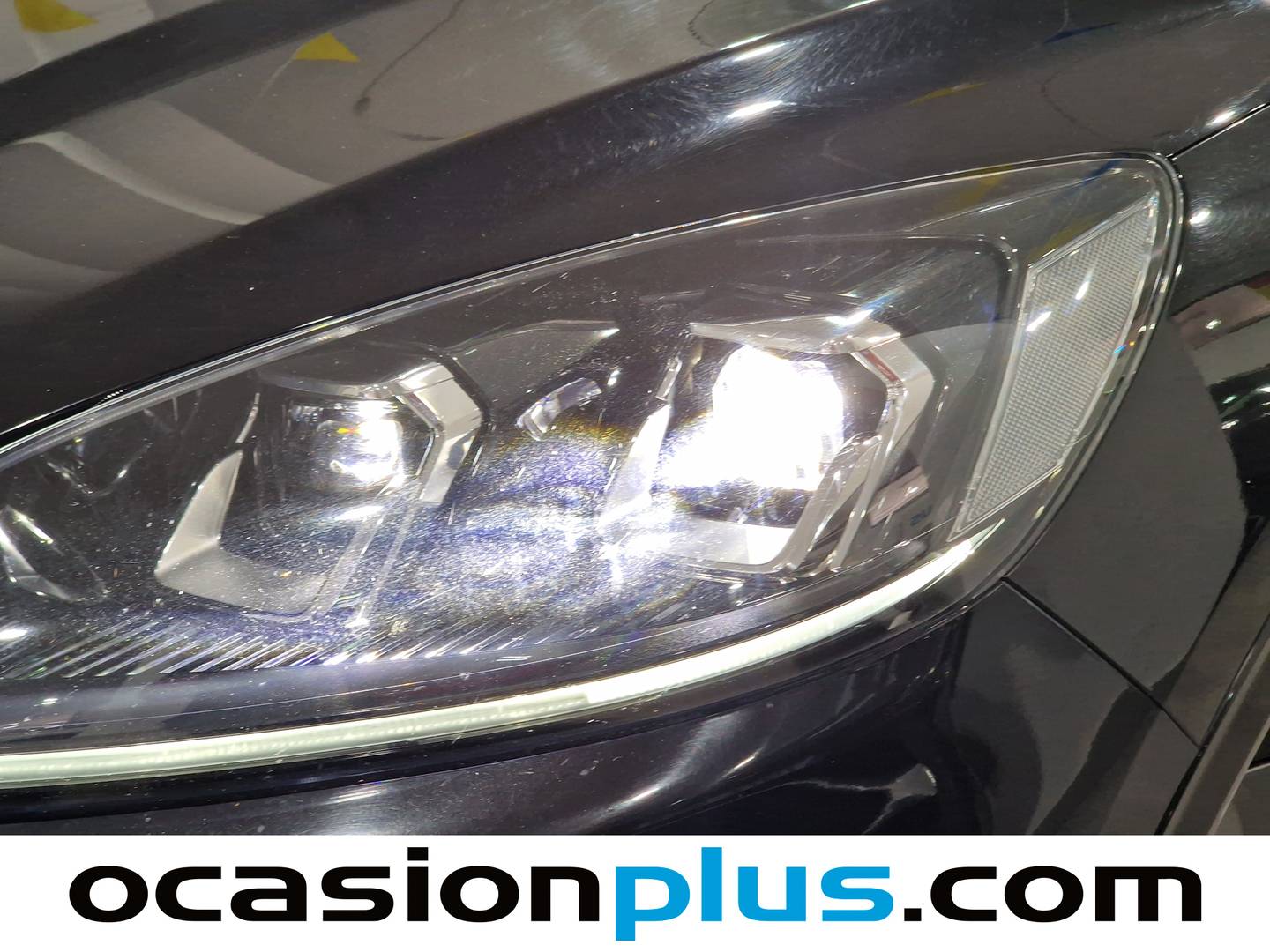 Extras del Ford Kuga Ford Kuga 1.5 EcoBlue ST-Line (120 CV)