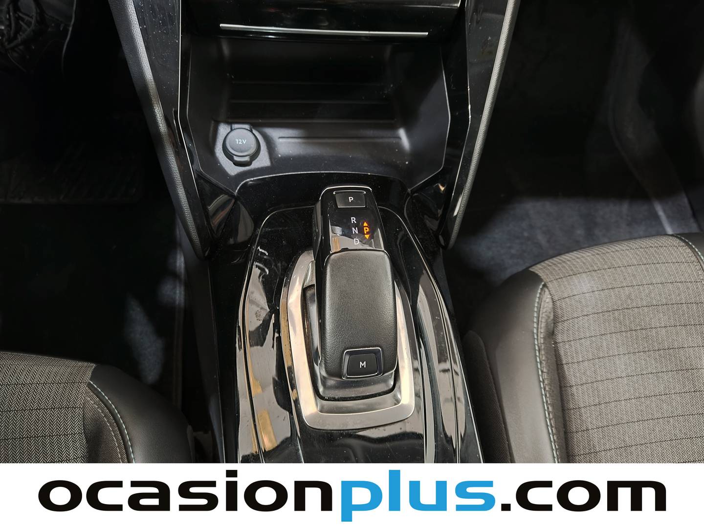 Peugeot 2008 Peugeot 2008 BlueHDi 130 S&S Allure EAT8 (130 CV) de segunda mano