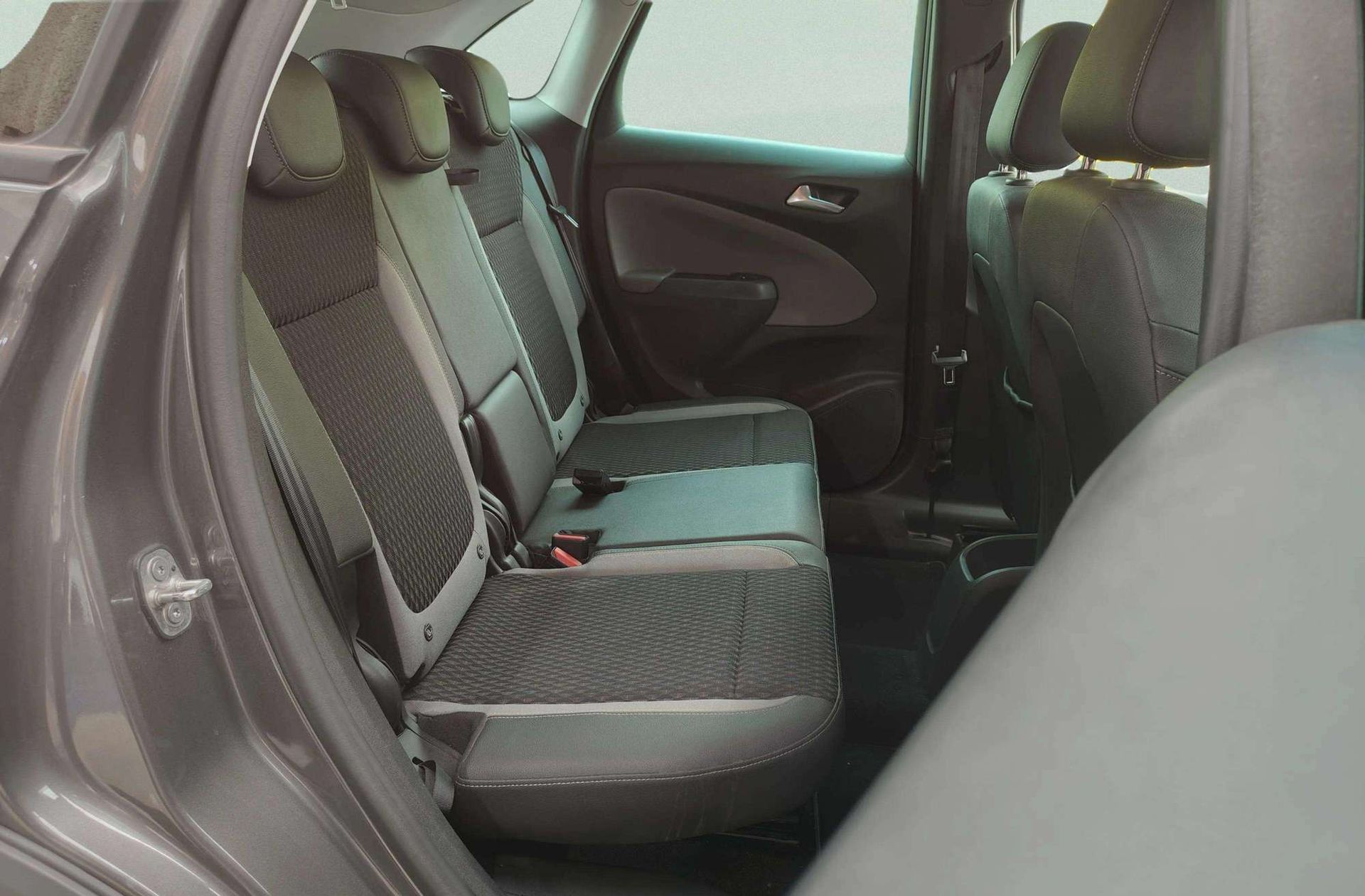 Opel Crossland 1.2 Innovation - foto 18