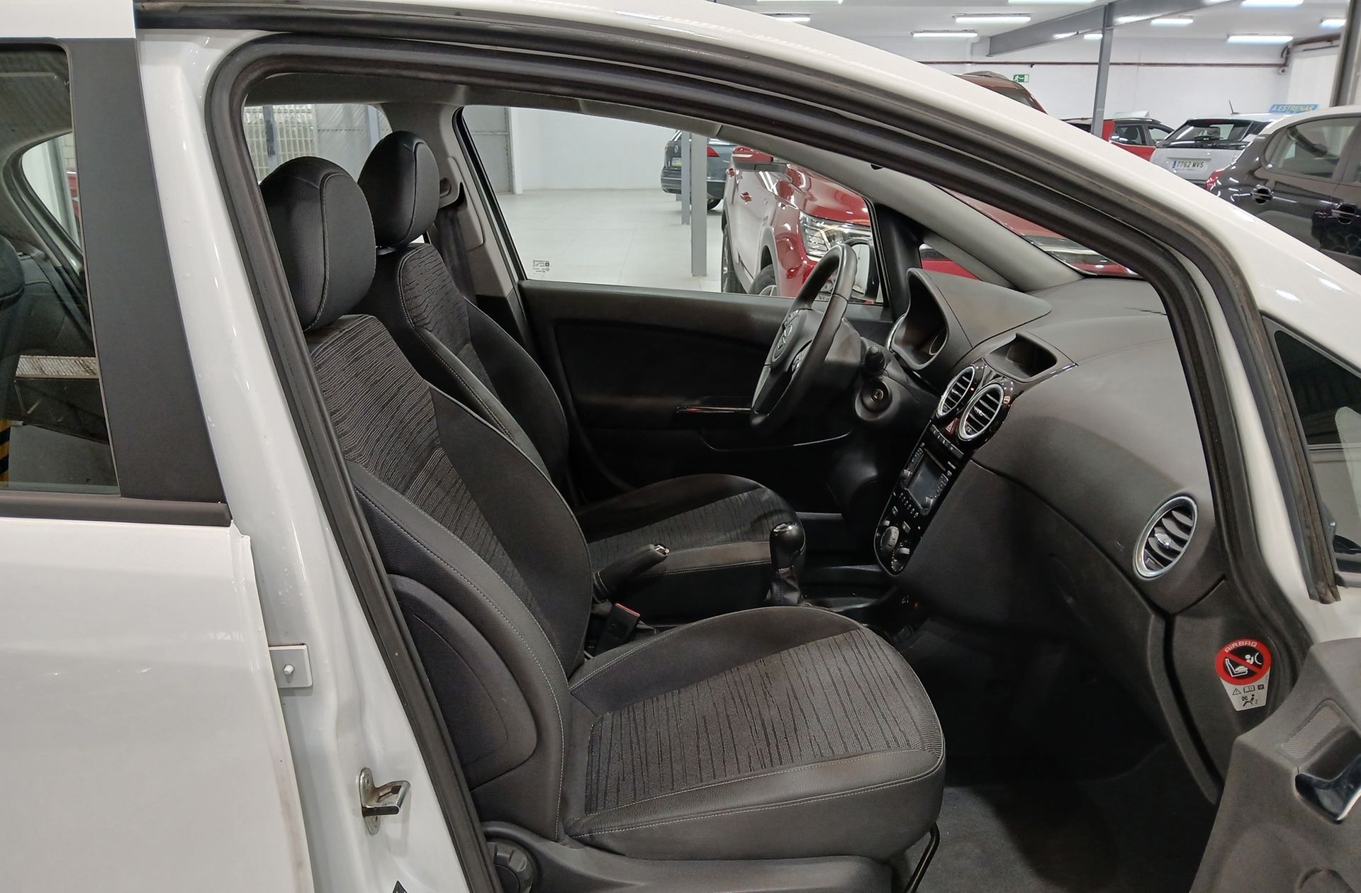 Opel Corsa 1.4 Selective - foto 16