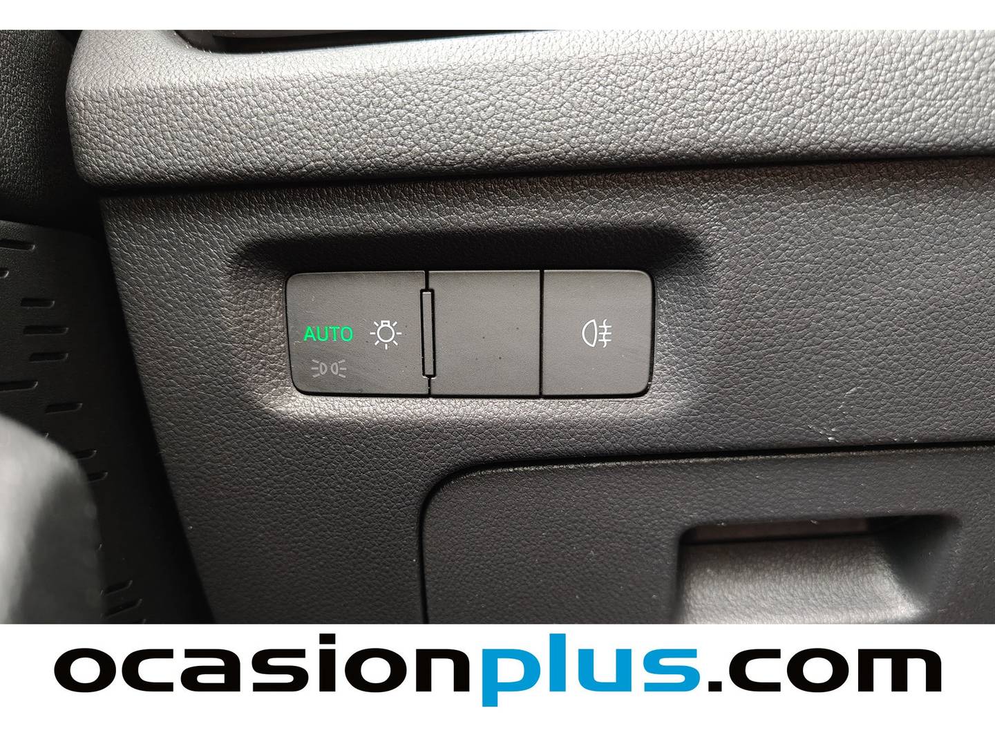Acabados Skoda Octavia Skoda Octavia Combi 1.5 TSI G-TEC Ambition DSG (131 CV)