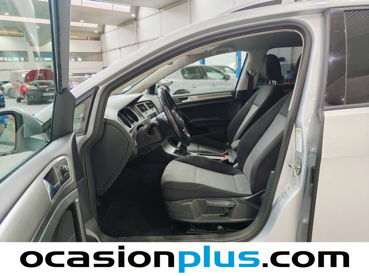 Foto asientos delanteros Volkswagen Golf Volkswagen Golf Variant Advance 1.6 TDI BMT (110 CV)