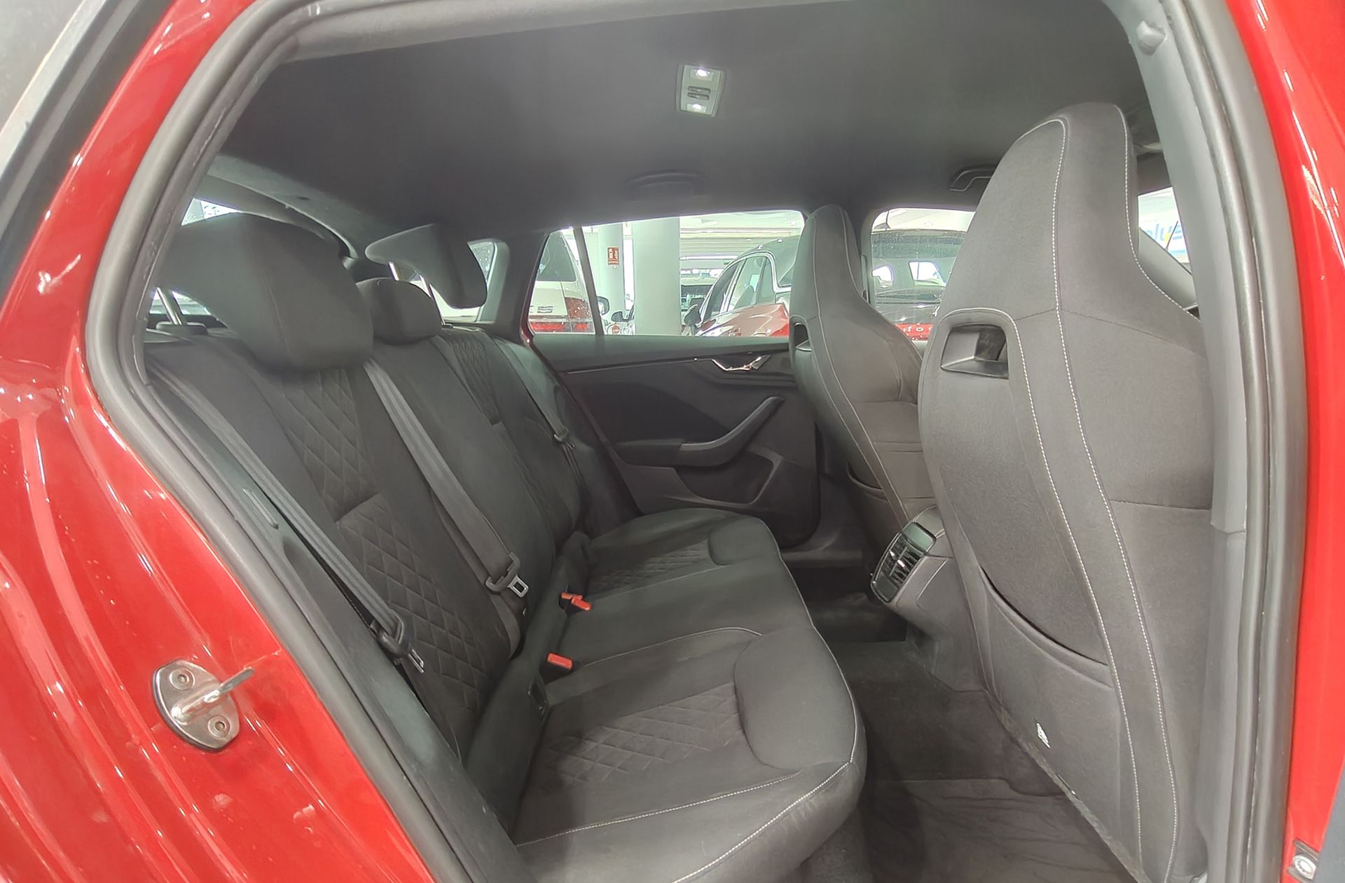 Škoda Scala 1.5 TSI First Edition DSG - foto 16