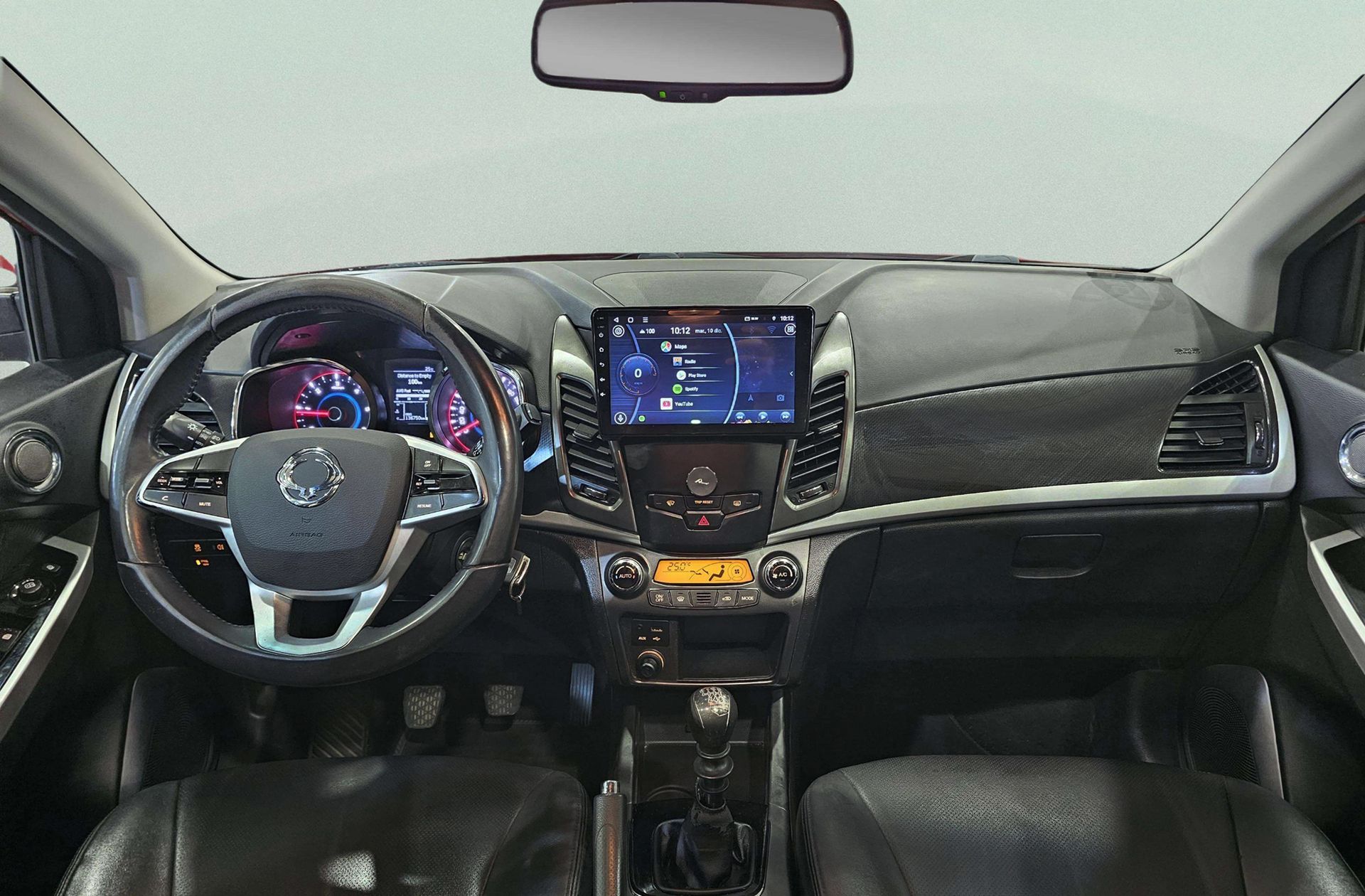SsangYong Korando D22T Limited 4x2 - foto 7
