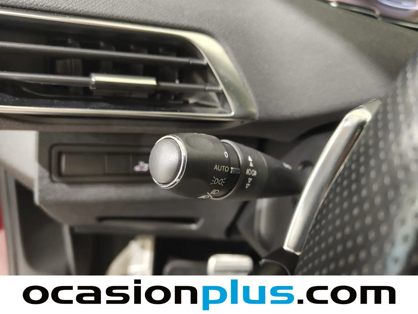 Foto Peugeot 3008 Peugeot 3008 BlueHDI 130 S&S GT Line EAT8 (130 CV)