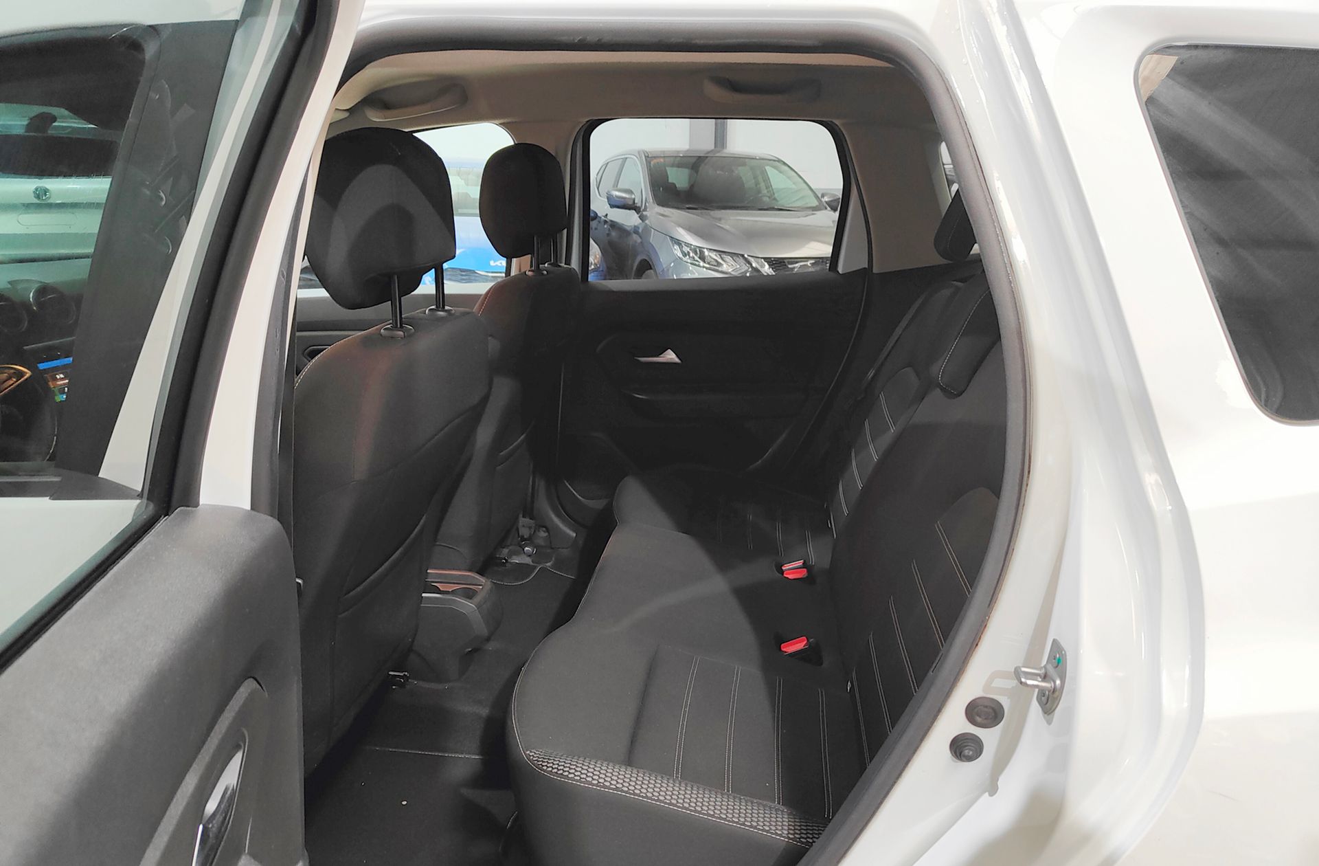 Dacia Duster Prestige TCe 4x2 - foto 11