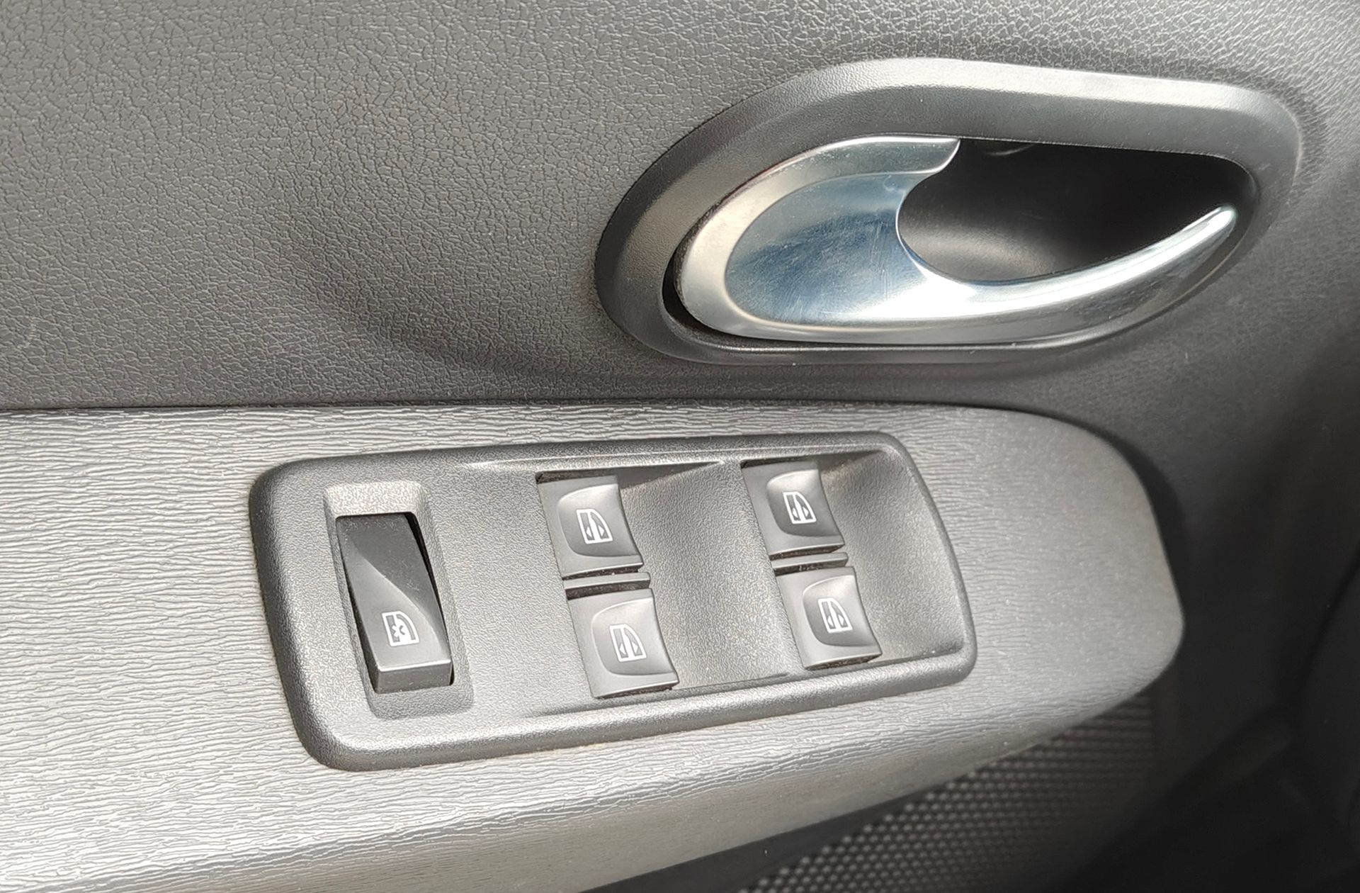 Dacia Lodgy dCi 110 SL 2018 7 plazas 7 plazas - foto 30
