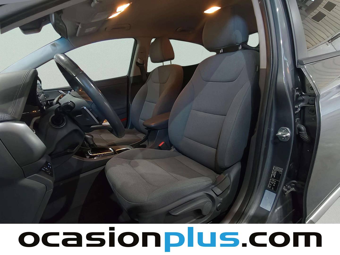 Foto asientos traseros Hyundai IONIQ Hyundai Ioniq 1.6 GDI PHEV Klass DT (141 CV)