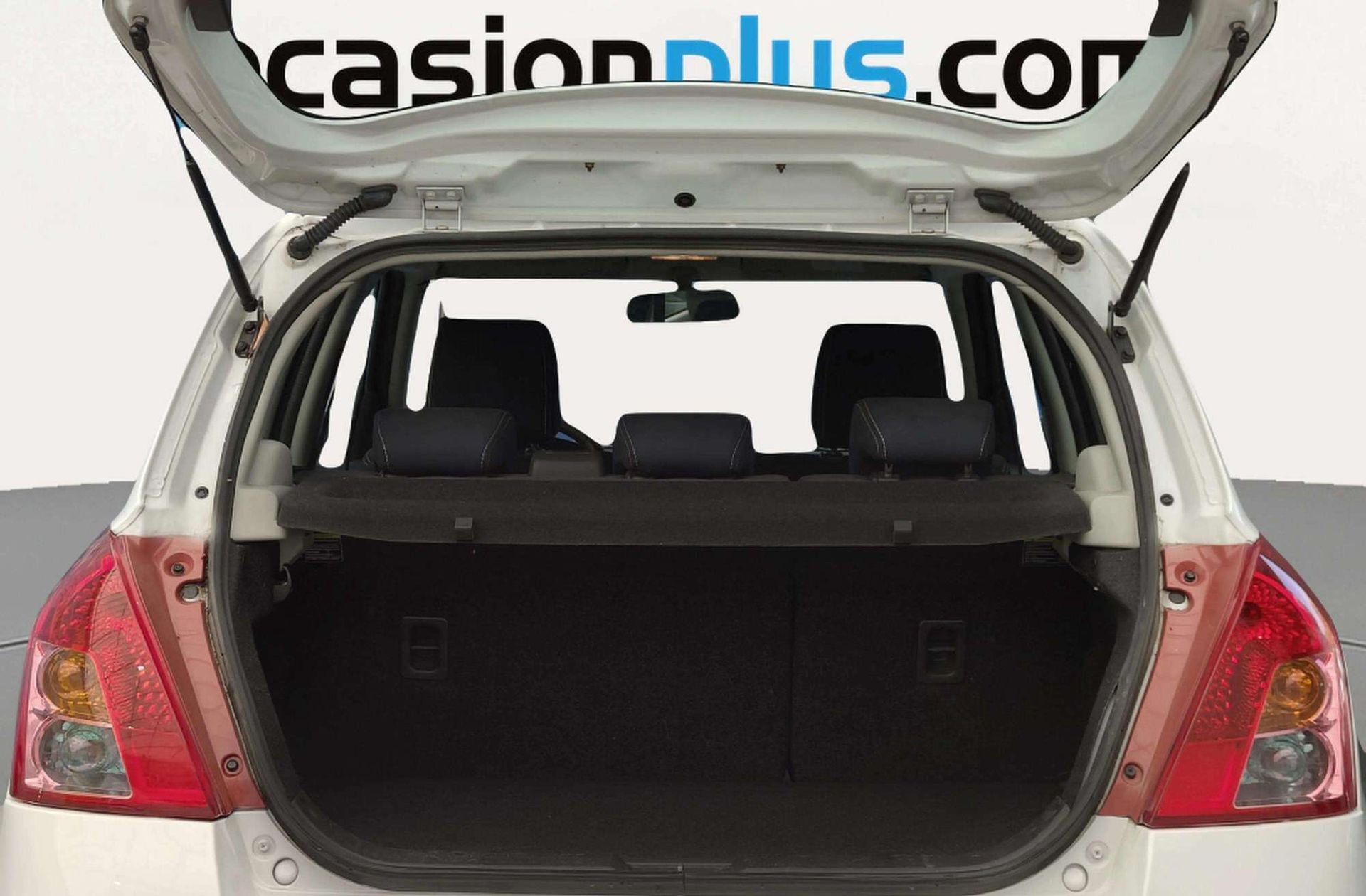 Suzuki Swift 1.3 GL - foto 14