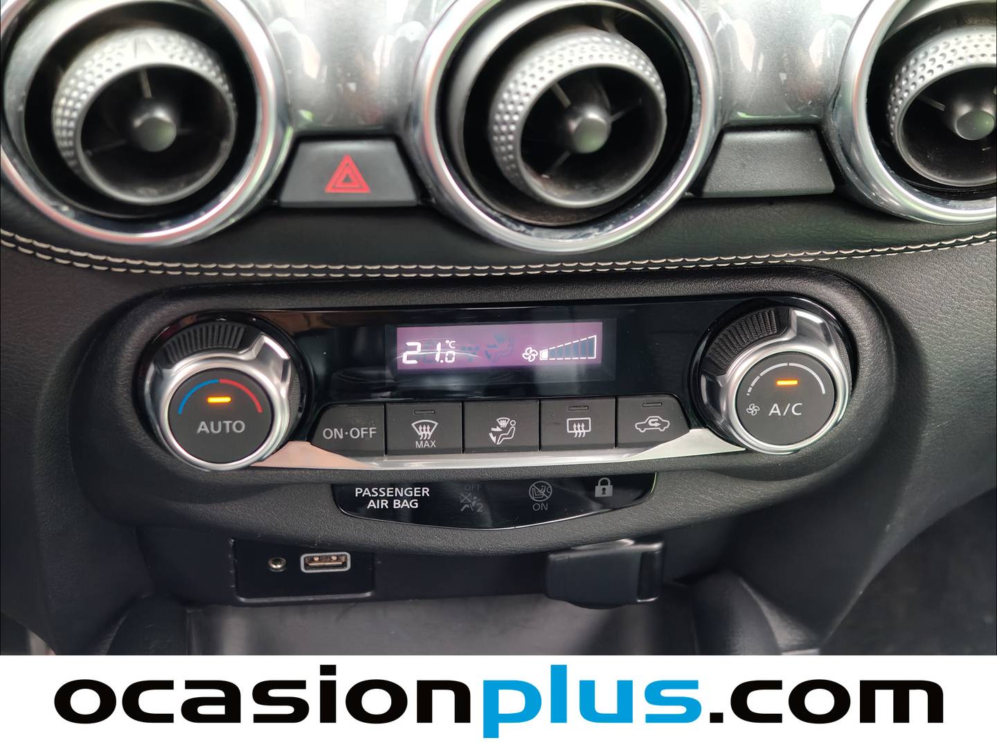 Foto Nissan JUKE Nissan Juke DIG-T N-Connecta 4x2 (114 CV)