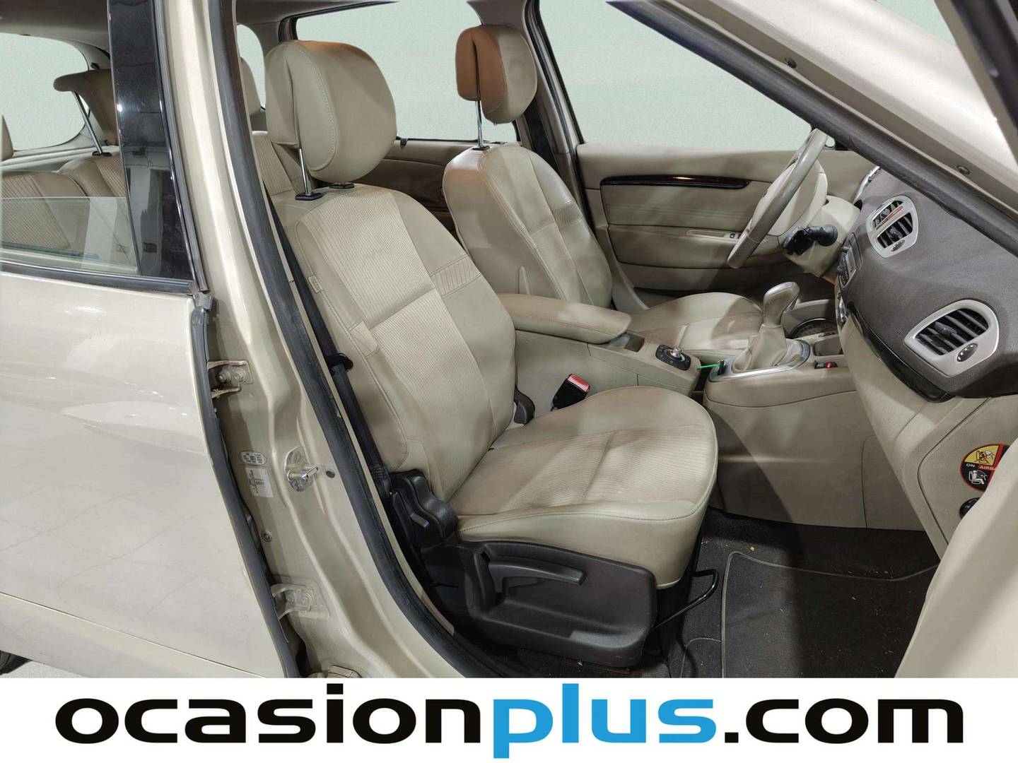 Foto Renault Scénic Renault Scenic 2.0 Privilege CVT  (142 CV)