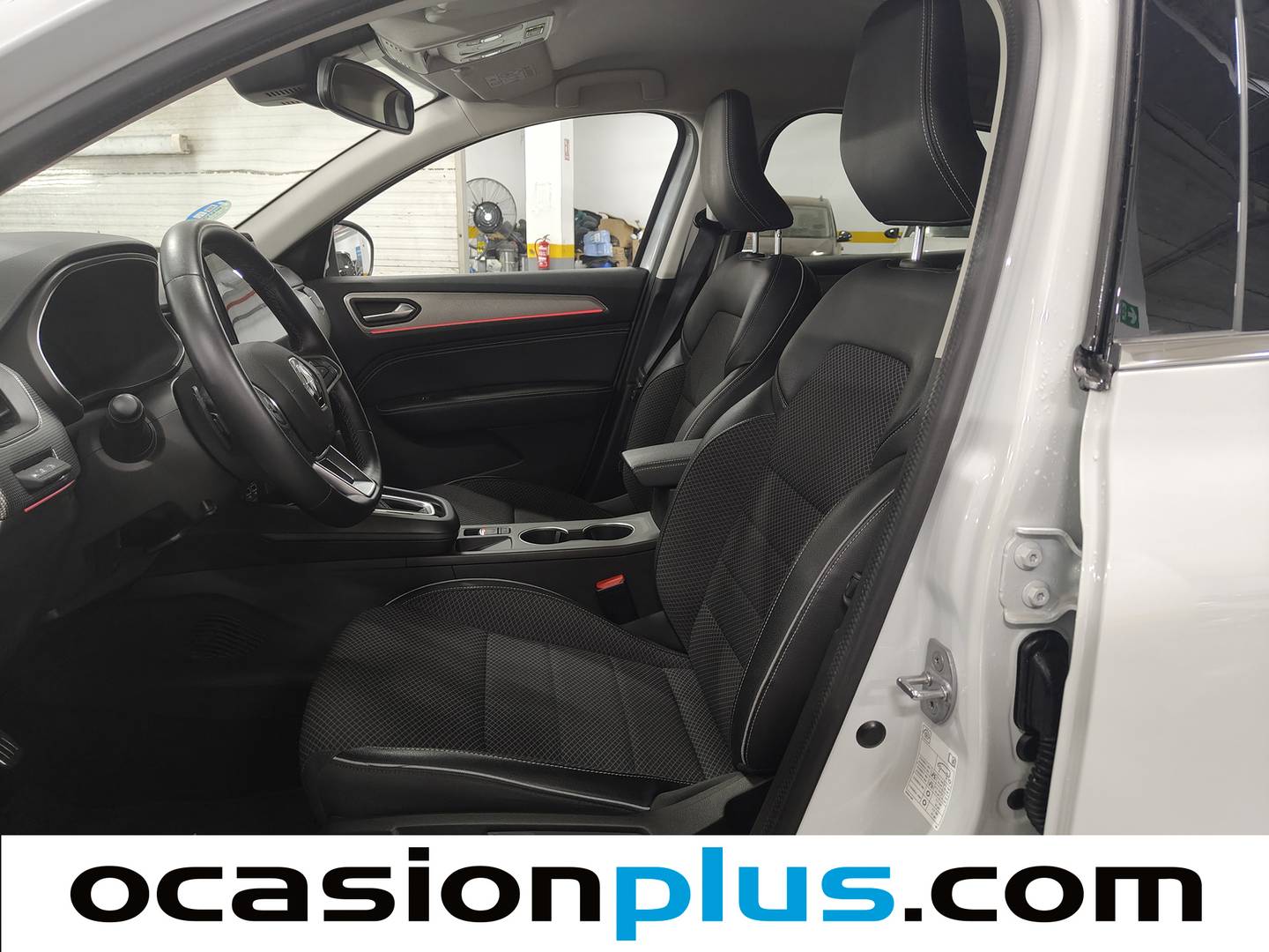 Foto asientos delanteros Renault Arkana Renault Arkana Techno TCe 140 mild hybrid (140 CV) EDC