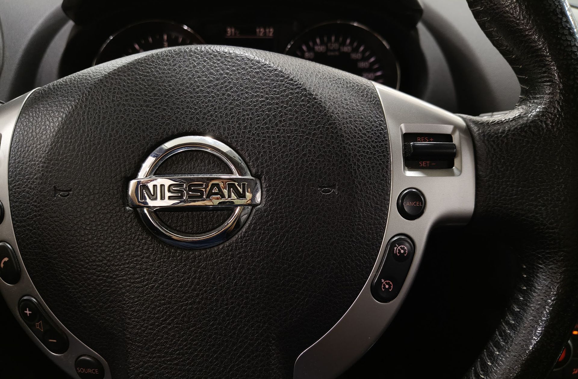 Nissan Qashqai+2 2.0 dCi Tekna Premium 4x4 Piel 18`` 7 plazas - foto 32
