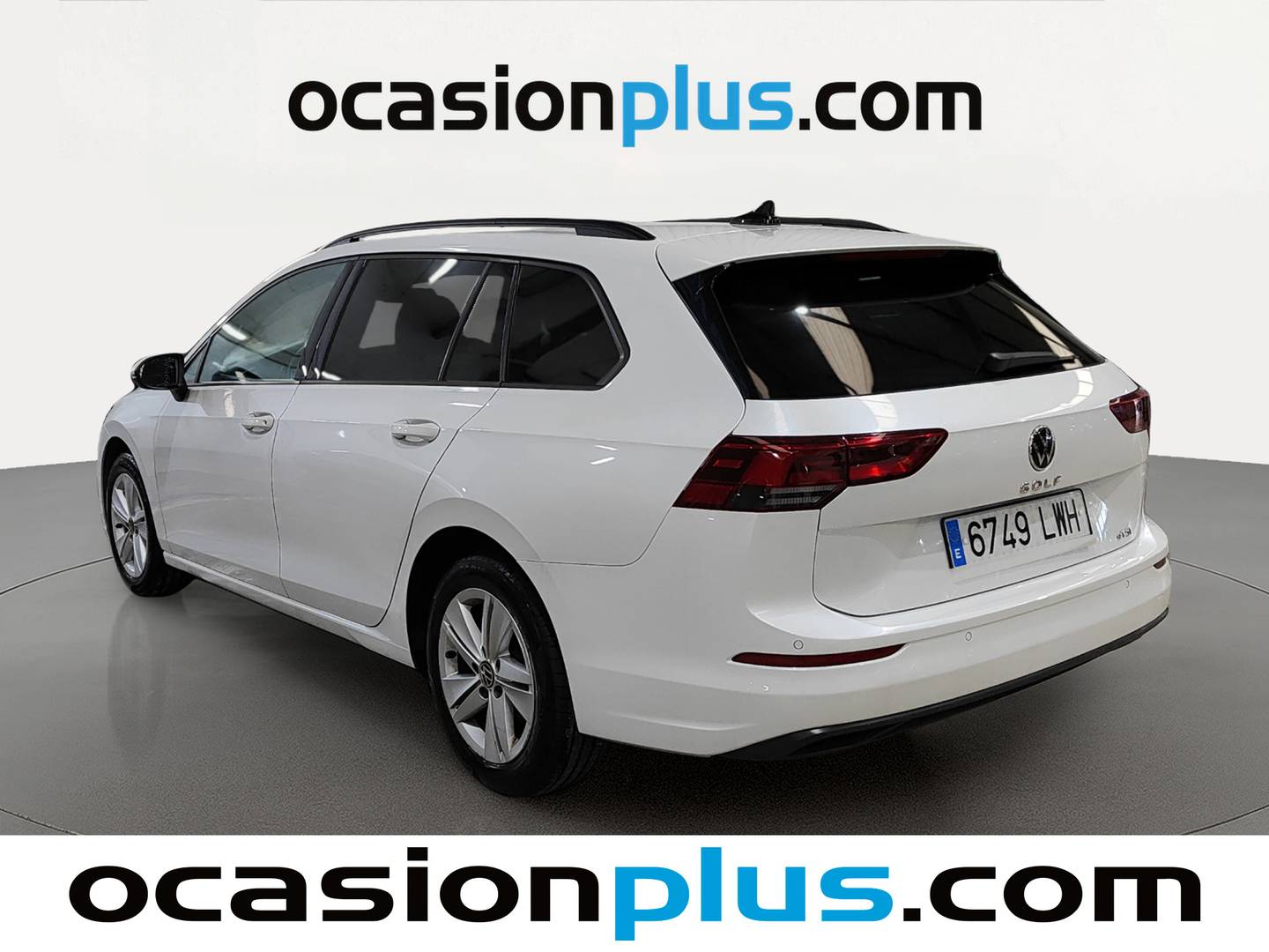 Foto trasera Volkswagen Golf Volkswagen Golf Variant Life 1.0 eTSI (110 CV) DSG derecha