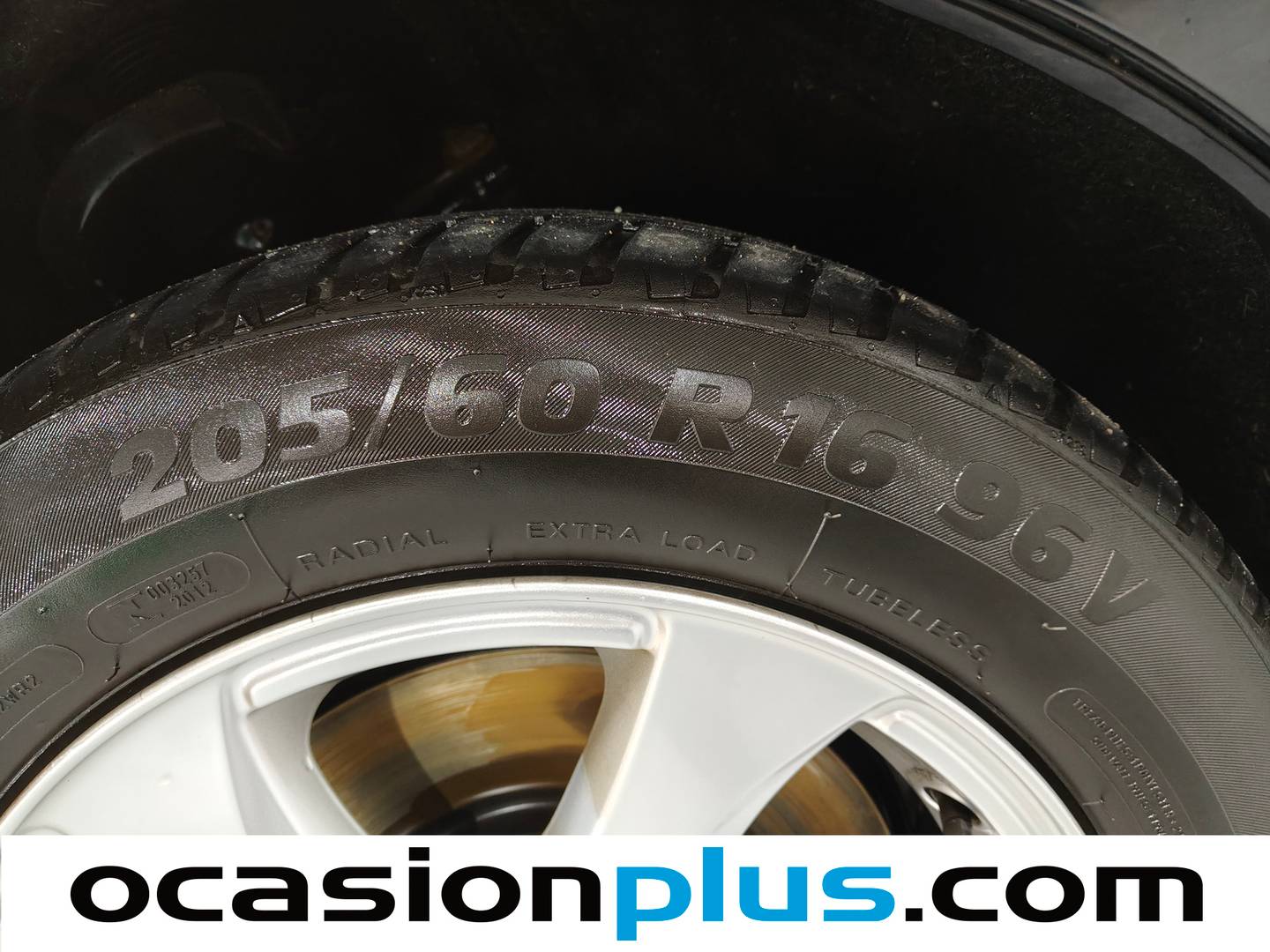 Foto Volvo V40 Cross Country Volvo V40 Cross Country D2 Momentum (120 CV)