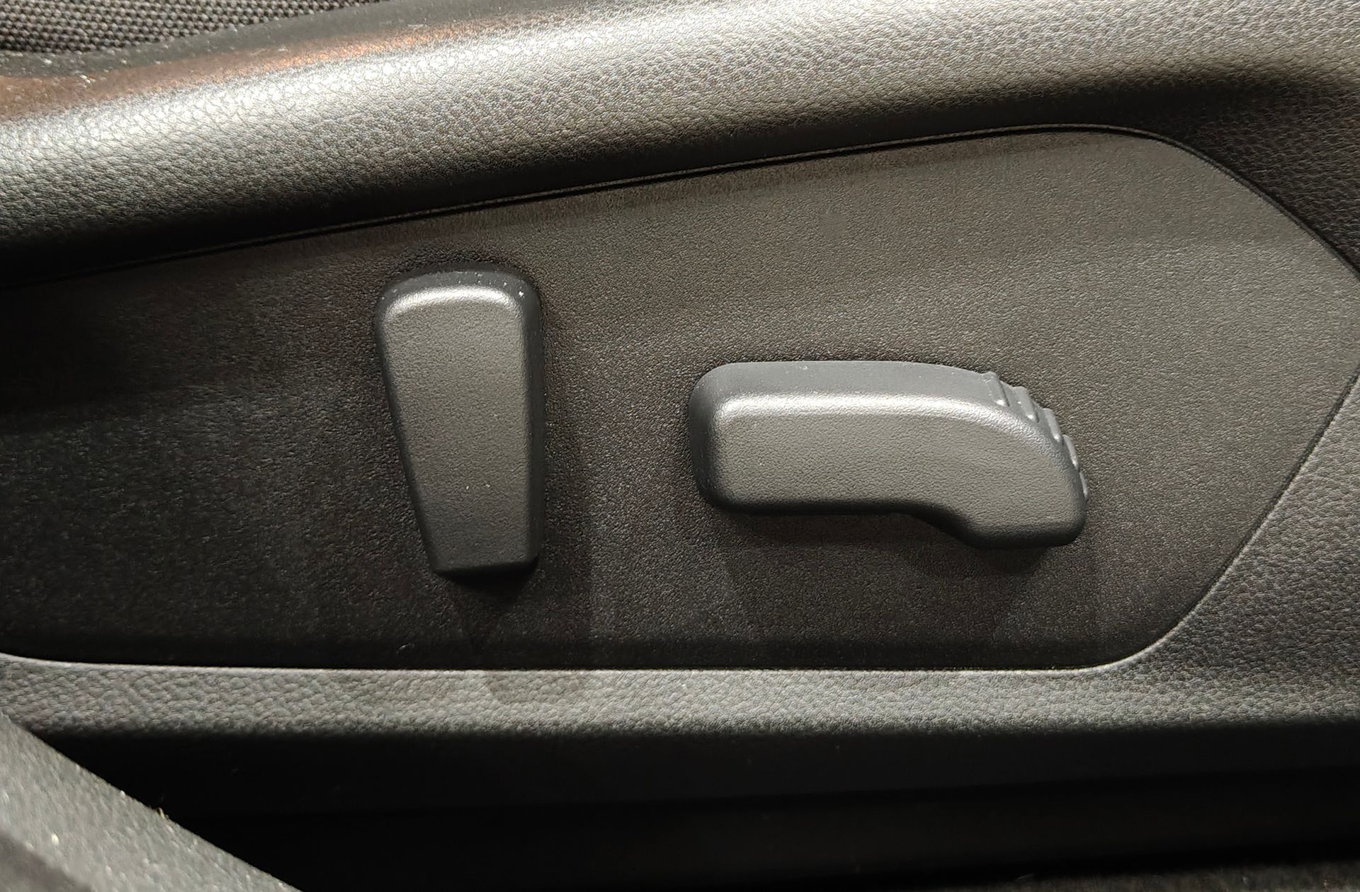 Subaru Crosstrek 2.0i Hybrid Field CVT - foto 19