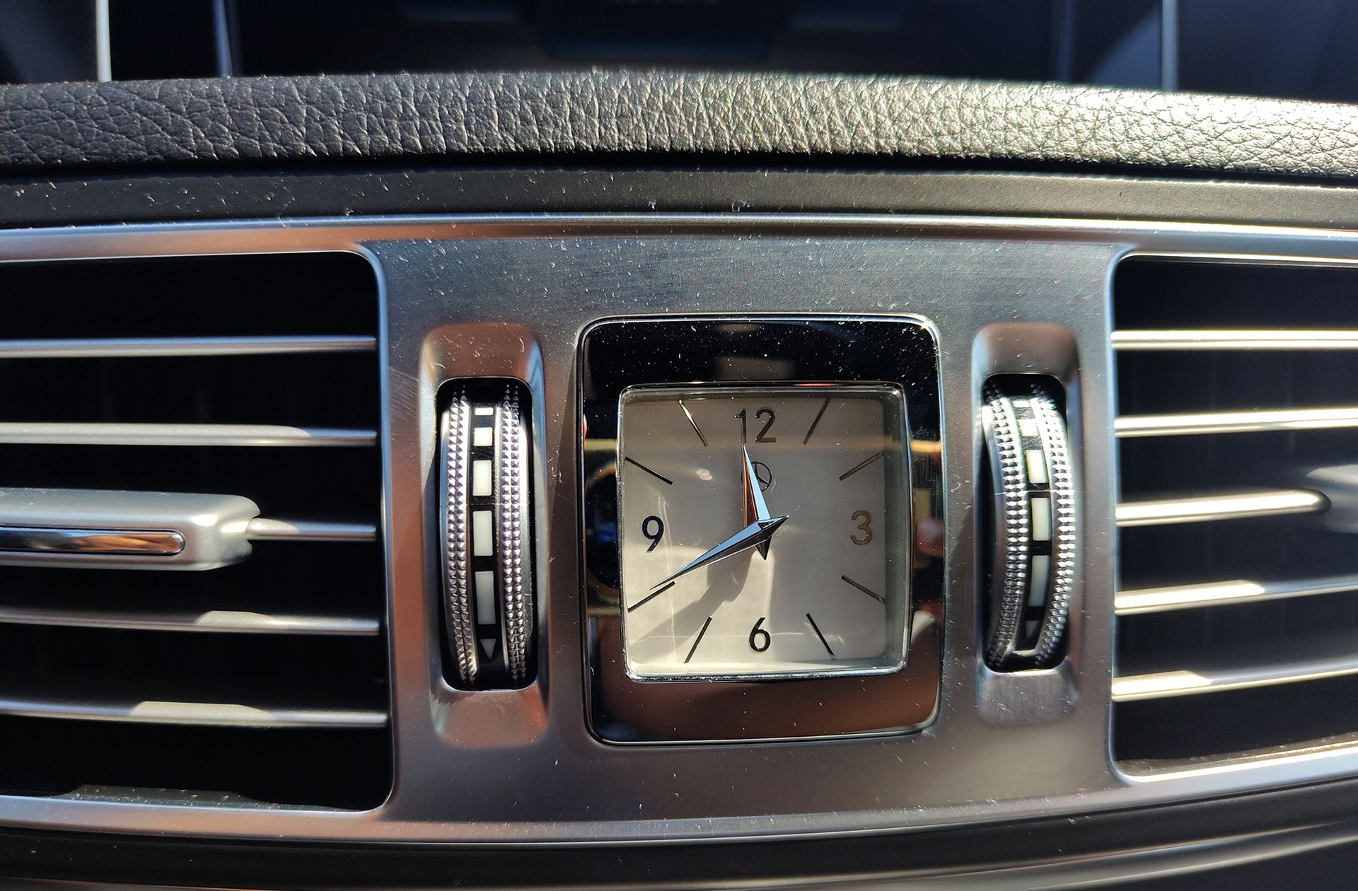 Mercedes-Benz Clase E Coupe 350 d - foto 33