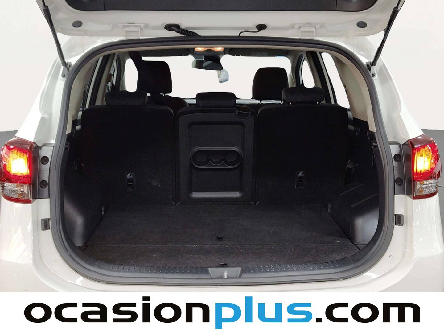Fotos maletero KIA Carens KIA Carens 1.6 GDi Concept (135 CV)