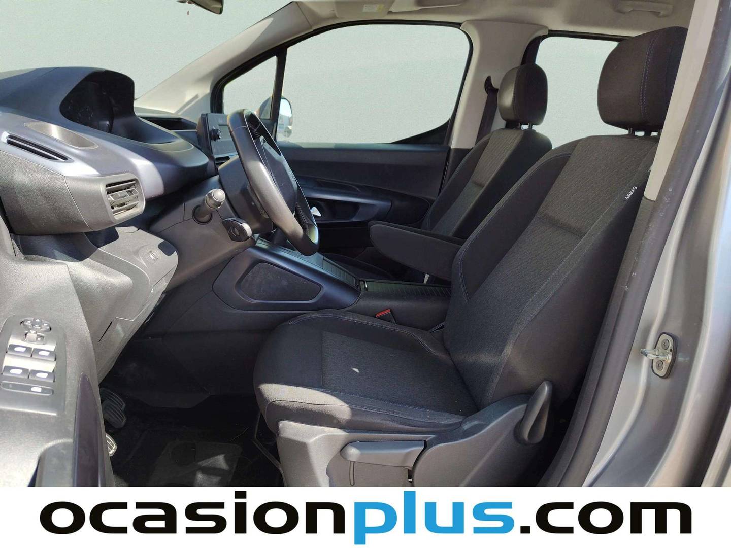Foto asientos delanteros Peugeot Rifter Peugeot Rifter BlueHDi 130 S&S Allure Business Standard (130 CV)